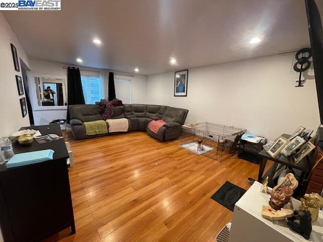 Detail Gallery Image 5 of 9 For 1827-1829 Alemany Blvd., San Francisco,  CA 94112 - – Beds | – Baths