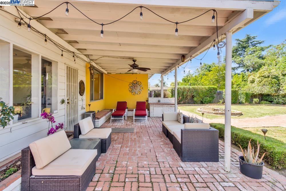 Detail Gallery Image 19 of 35 For 4705 B Pkwy, Sacramento,  CA 95823 - 3 Beds | 2 Baths