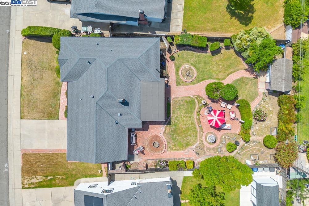Detail Gallery Image 27 of 35 For 4705 B Pkwy, Sacramento,  CA 95823 - 3 Beds | 2 Baths