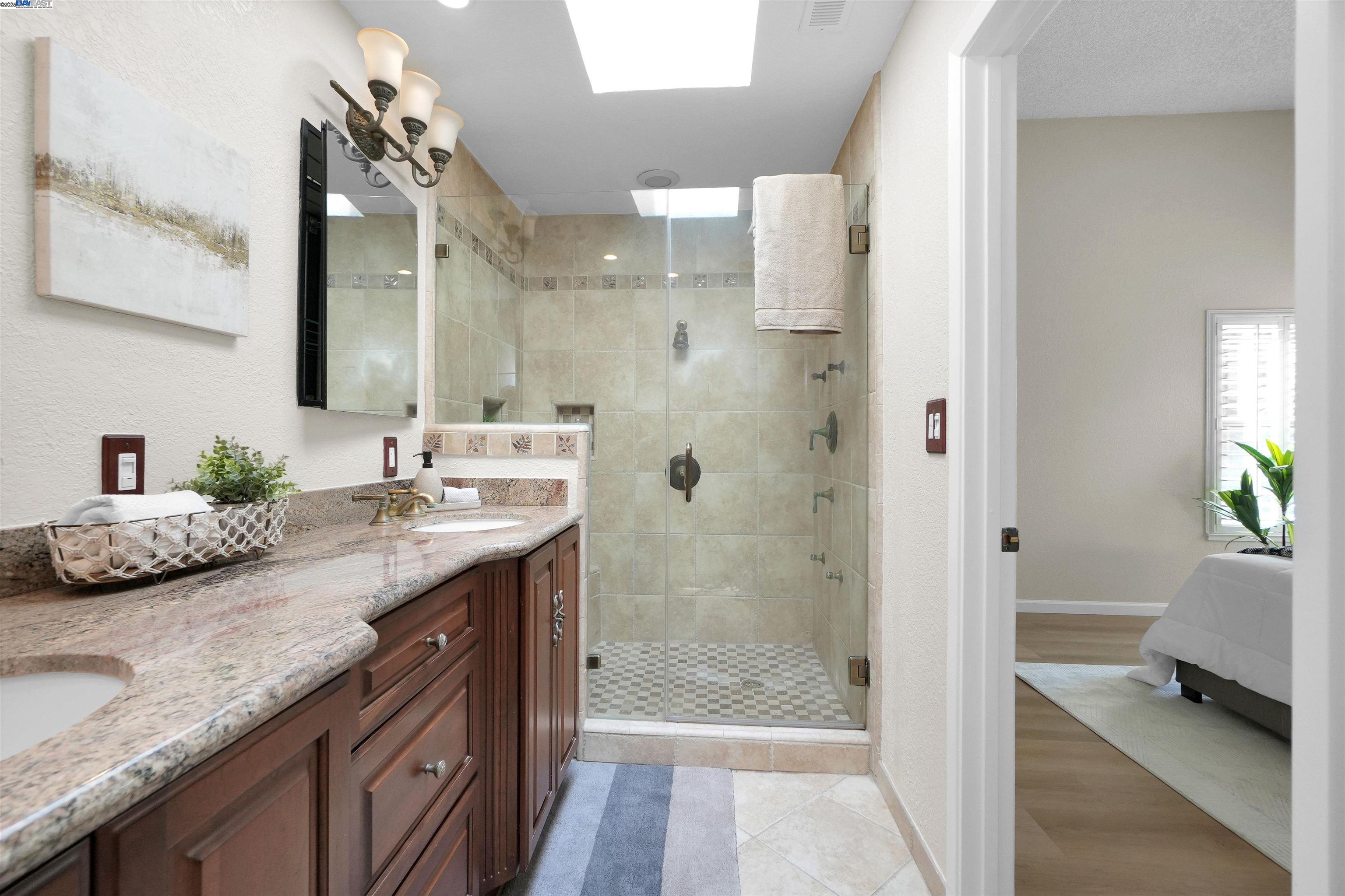Detail Gallery Image 15 of 30 For 29899 Taylor Ave, Hayward,  CA 94544 - 3 Beds | 2 Baths