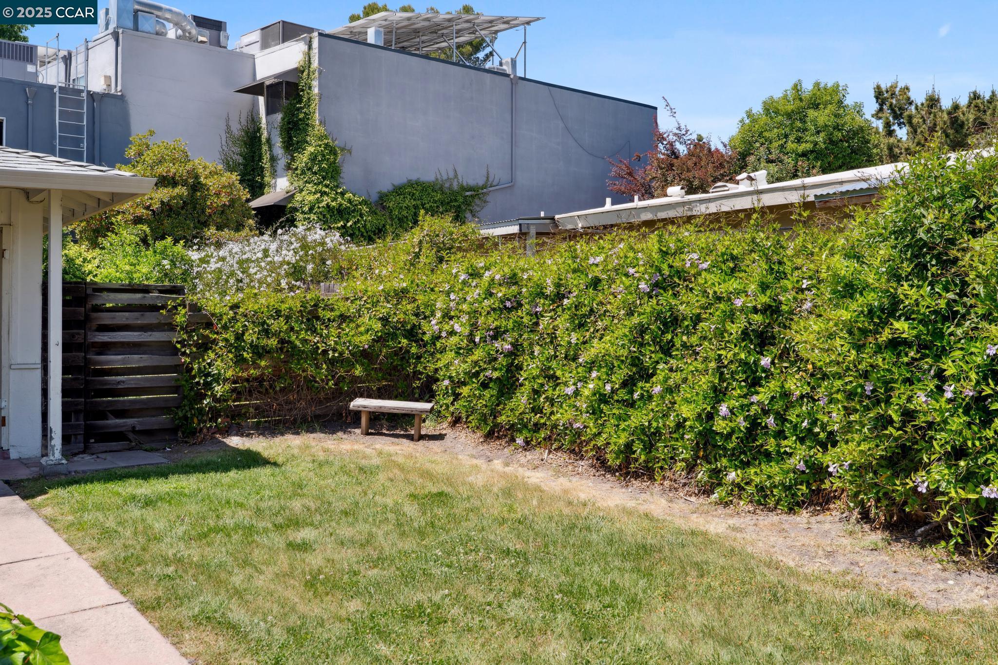 Detail Gallery Image 22 of 60 For 83-87 Palana Court, Walnut Creek,  CA 94595 - 4 Beds | 2 Baths