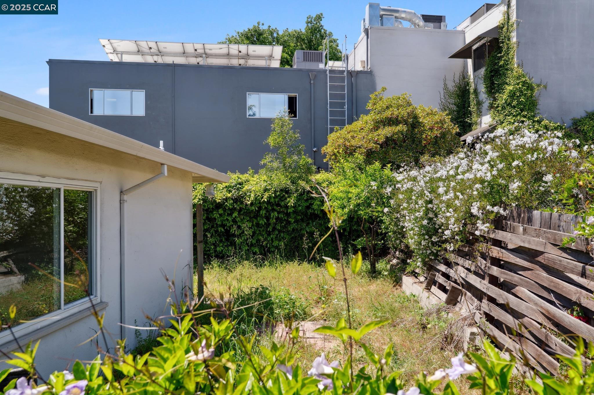 Detail Gallery Image 23 of 60 For 83-87 Palana Court, Walnut Creek,  CA 94595 - 4 Beds | 2 Baths