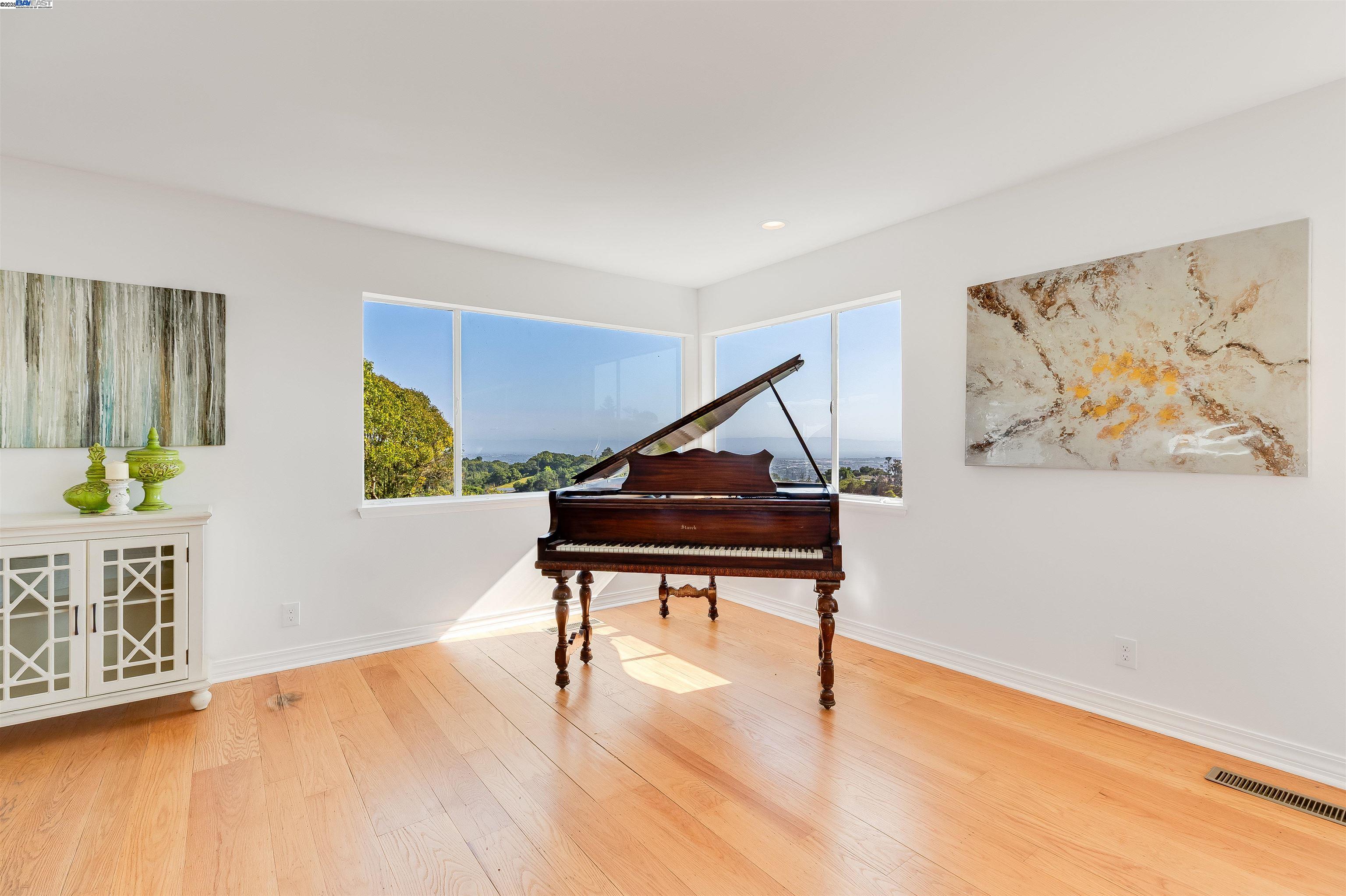 property-img