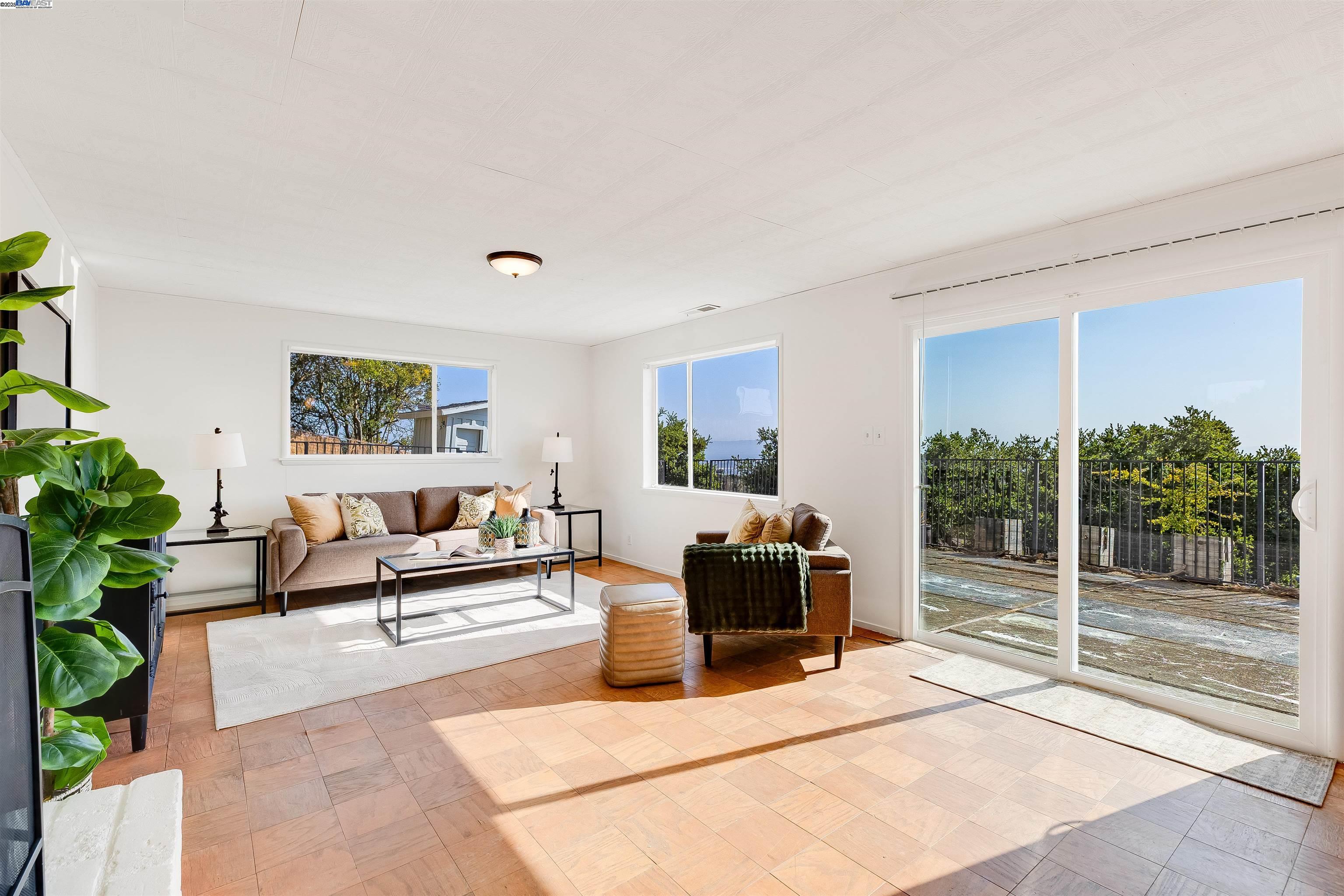 property-img