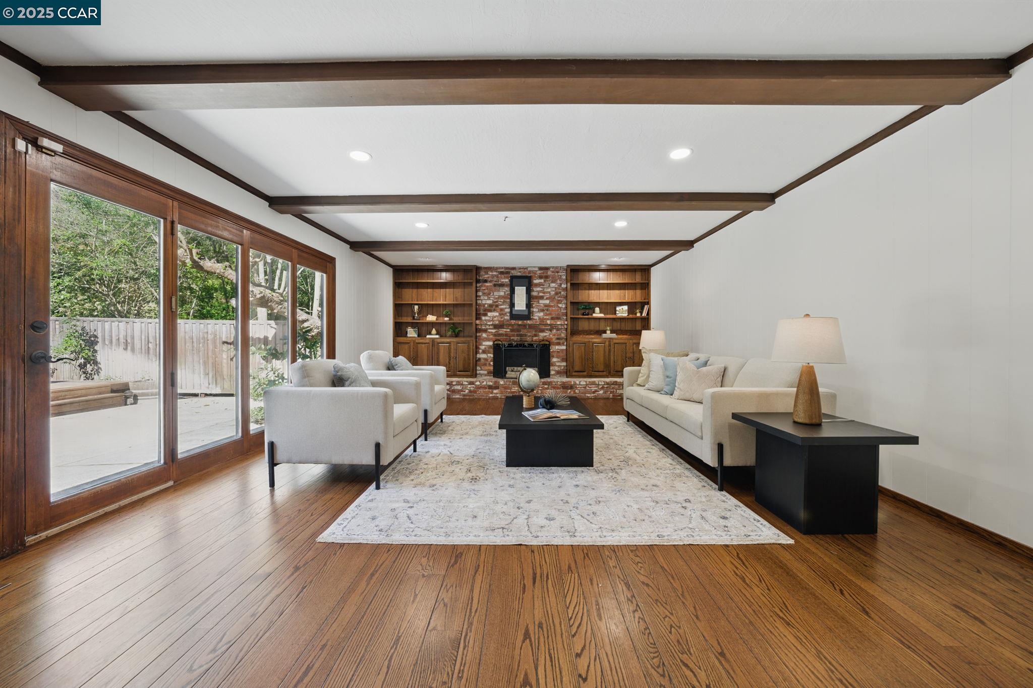 Detail Gallery Image 15 of 60 For 3938 Los Arabis Dr, Lafayette,  CA 94549 - 4 Beds | 4 Baths