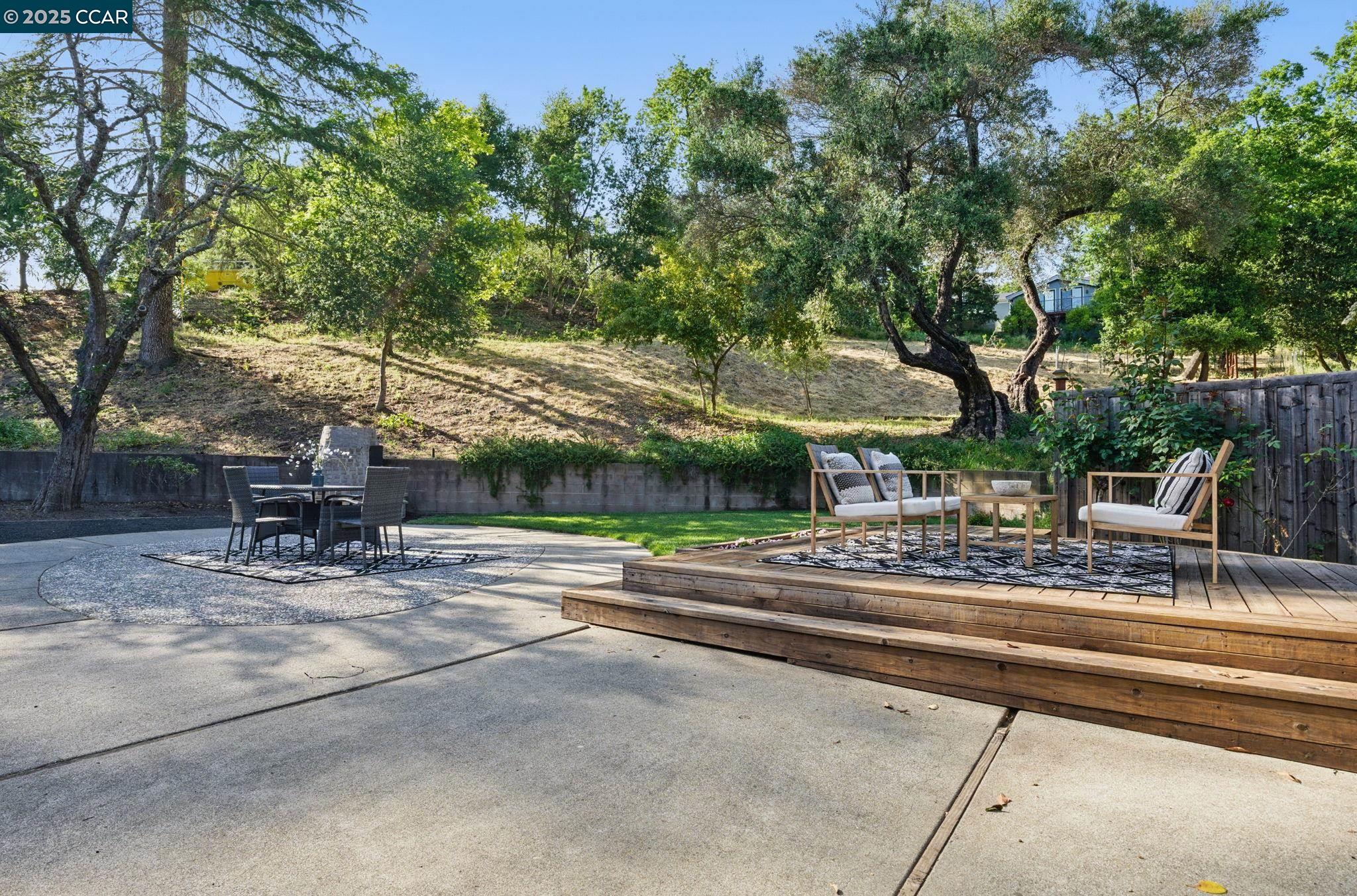 Detail Gallery Image 48 of 60 For 3938 Los Arabis Dr, Lafayette,  CA 94549 - 4 Beds | 4 Baths