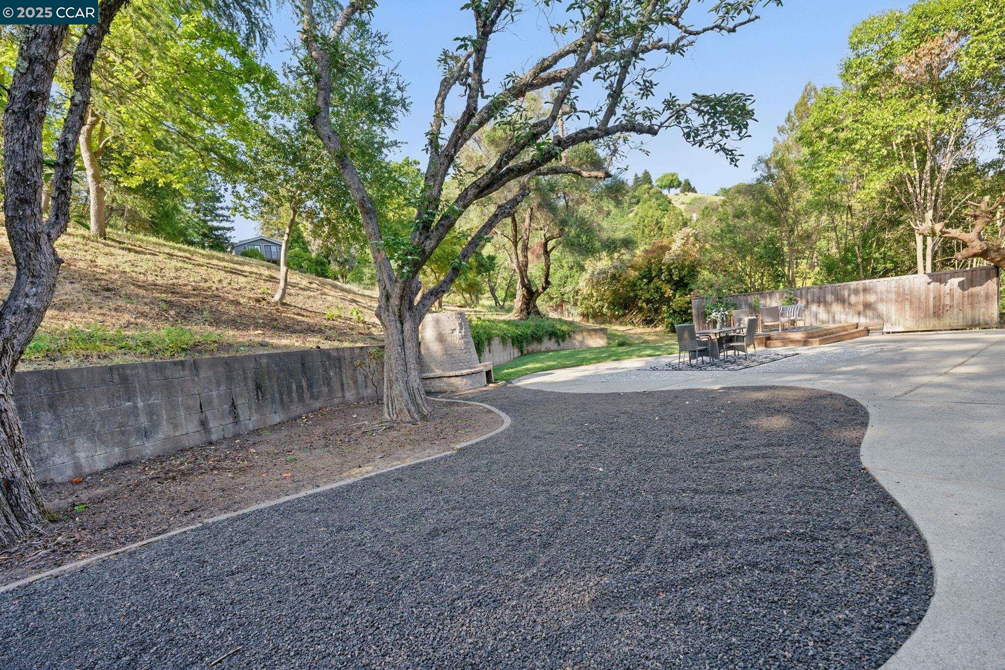 Detail Gallery Image 49 of 60 For 3938 Los Arabis Dr, Lafayette,  CA 94549 - 4 Beds | 4 Baths