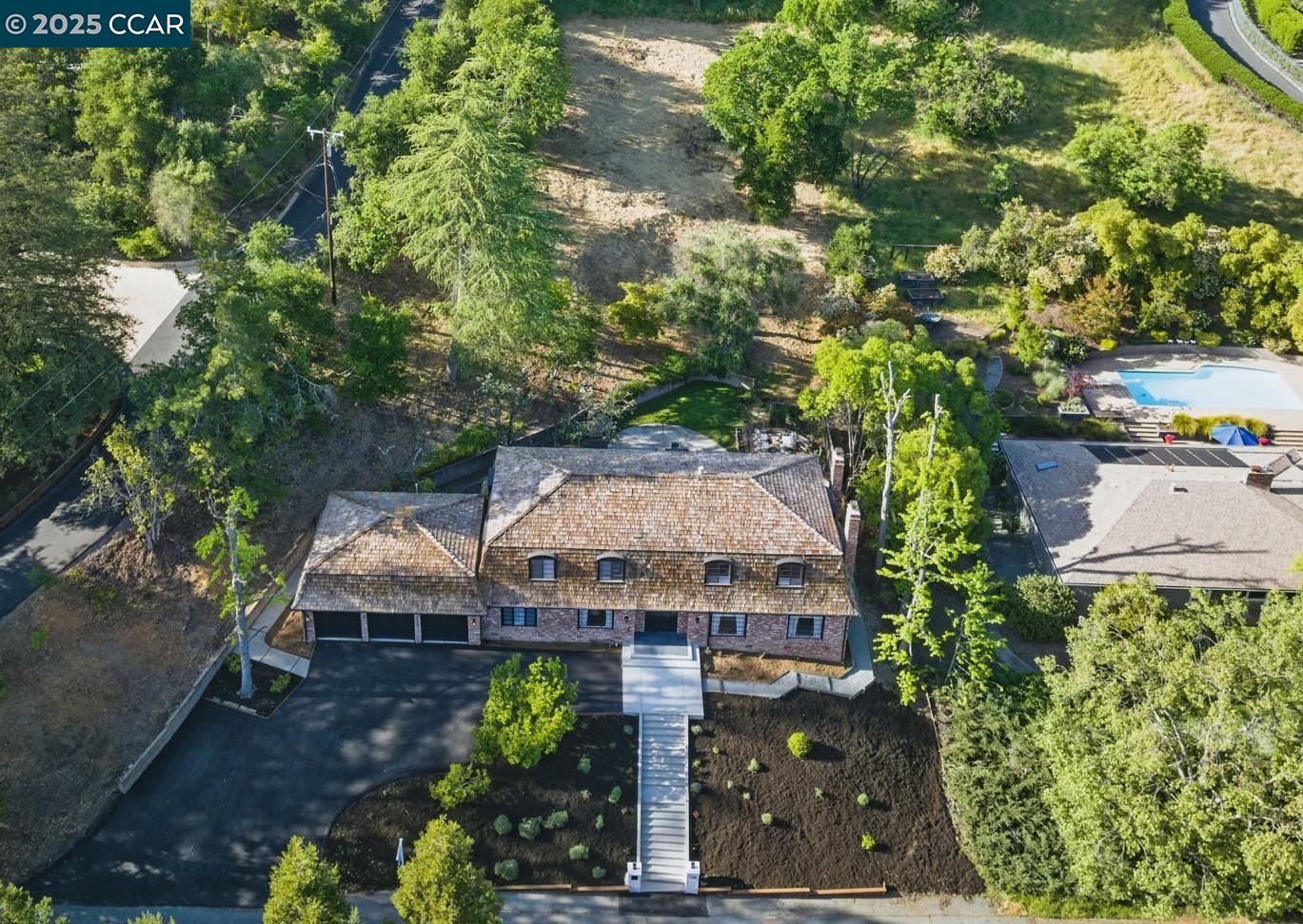 Detail Gallery Image 53 of 60 For 3938 Los Arabis Dr, Lafayette,  CA 94549 - 4 Beds | 4 Baths