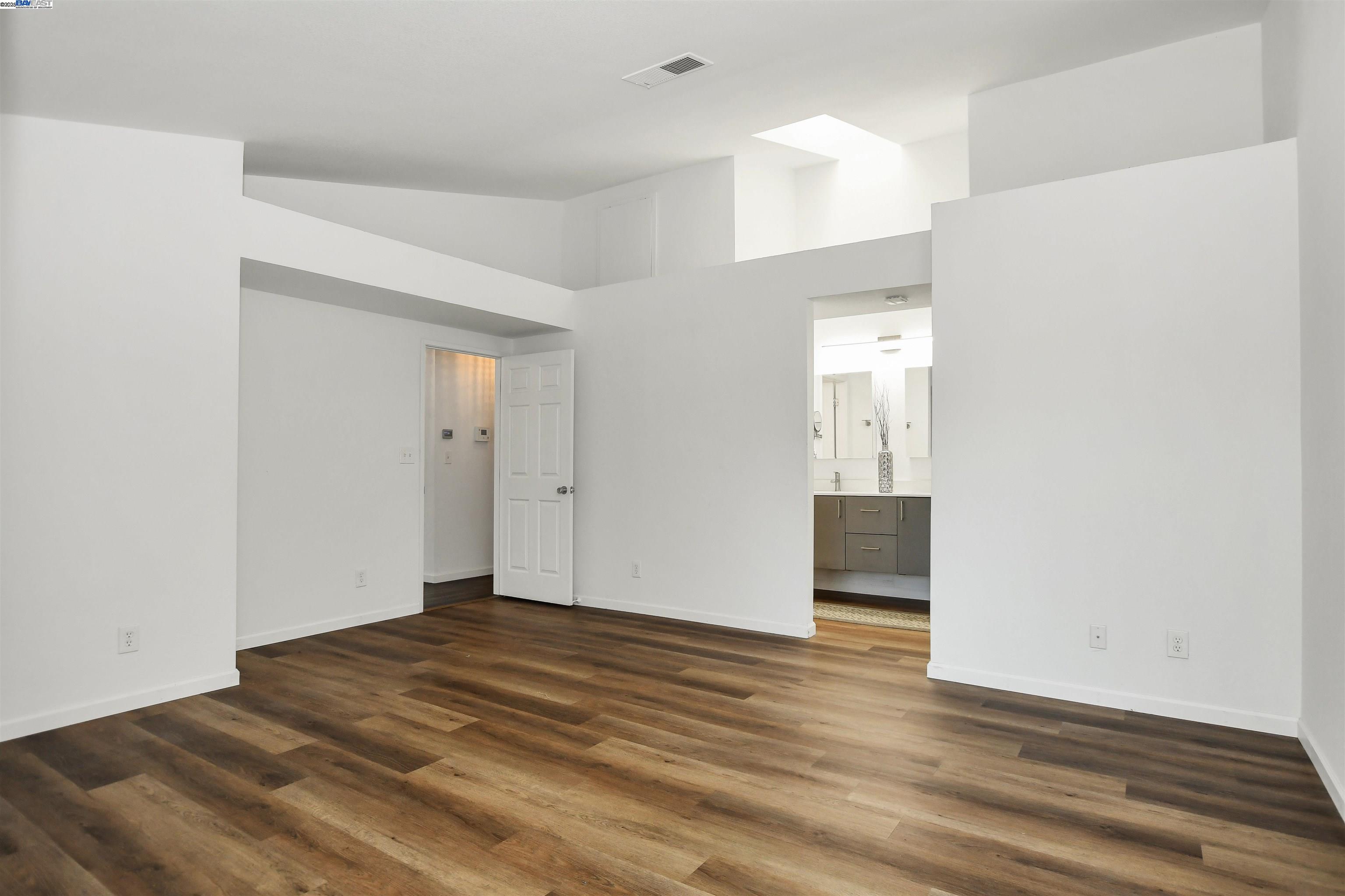 Detail Gallery Image 19 of 31 For 218 Pelican Loop, Pittsburg,  CA 94565 - 3 Beds | 2 Baths