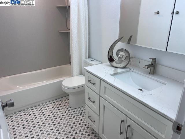 Detail Gallery Image 26 of 31 For 218 Pelican Loop, Pittsburg,  CA 94565 - 3 Beds | 2 Baths