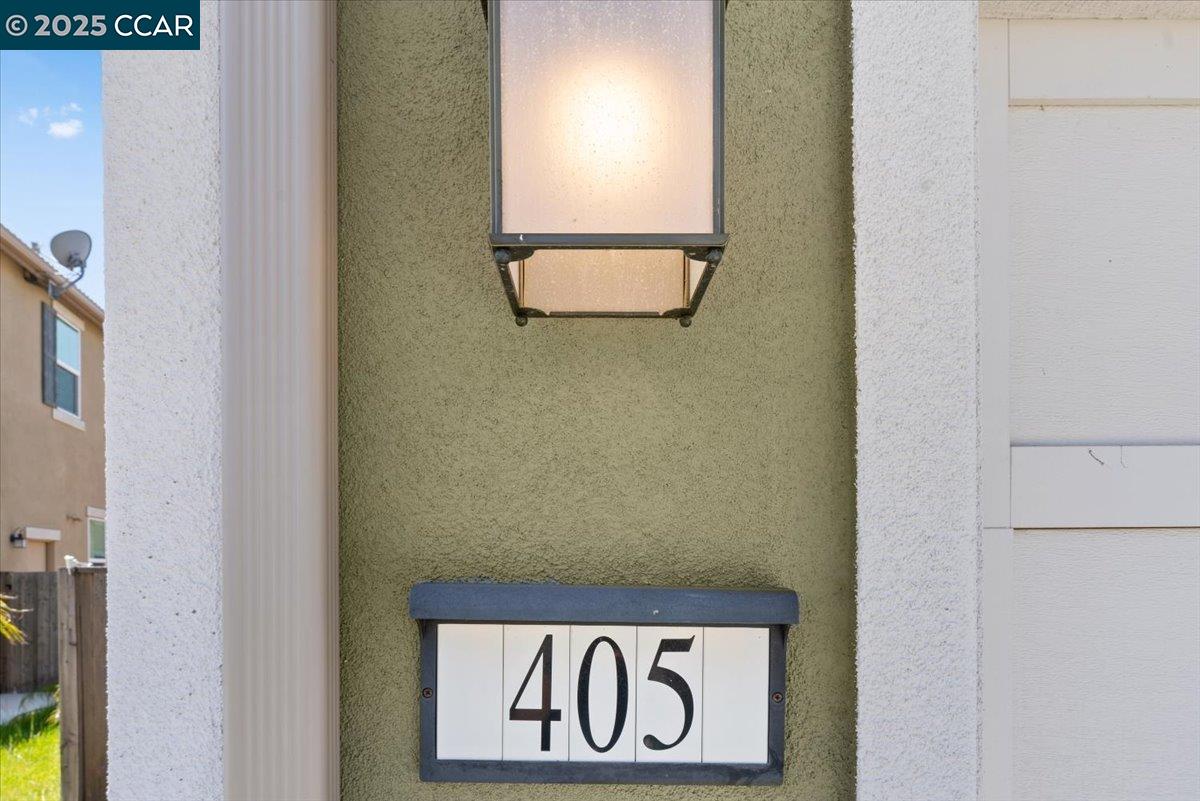 Detail Gallery Image 2 of 46 For 405 Avanti Way, Oakley,  CA 94561 - 4 Beds | 3 Baths