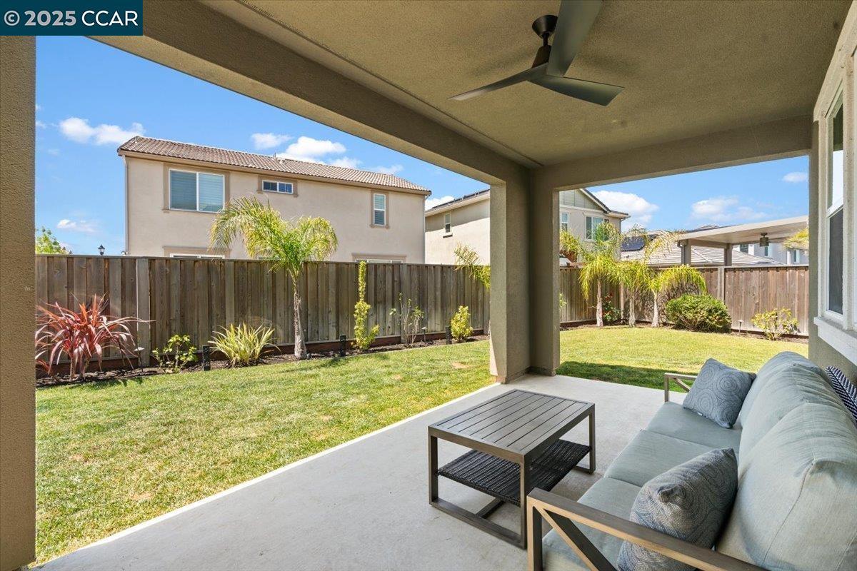 Detail Gallery Image 32 of 46 For 405 Avanti Way, Oakley,  CA 94561 - 4 Beds | 3 Baths