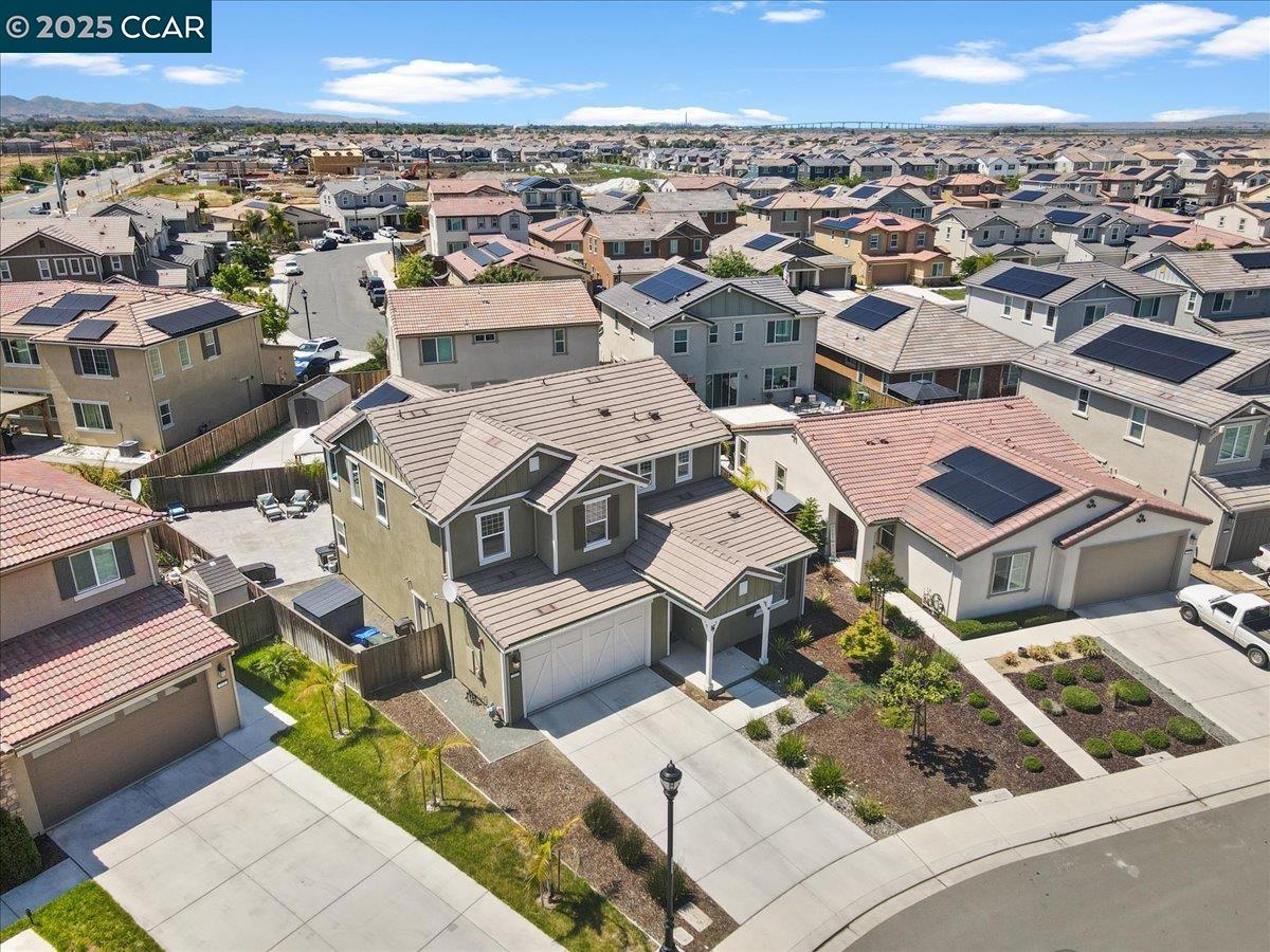 Detail Gallery Image 39 of 46 For 405 Avanti Way, Oakley,  CA 94561 - 4 Beds | 3 Baths