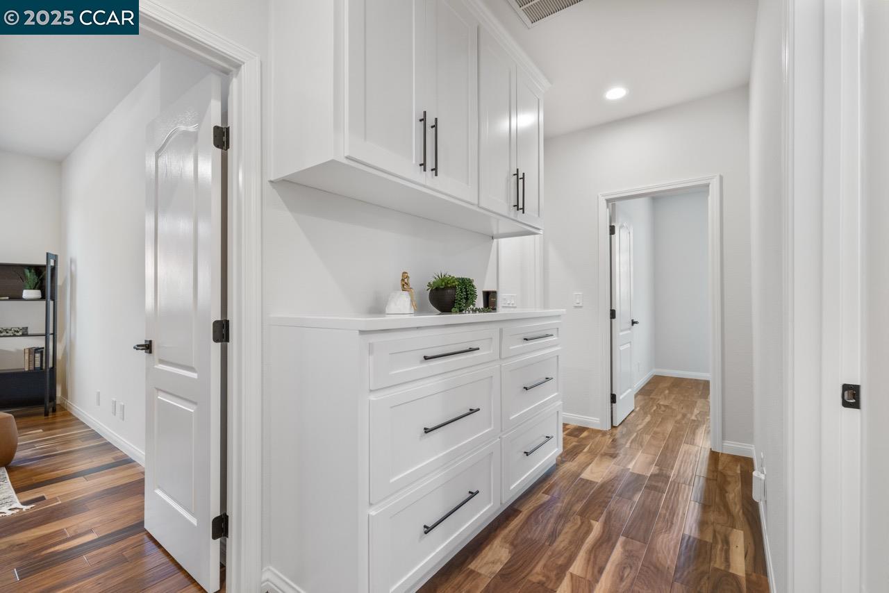 Detail Gallery Image 17 of 44 For 605 Laugenour Dr, Woodland,  CA 95776 - 3 Beds | 2 Baths
