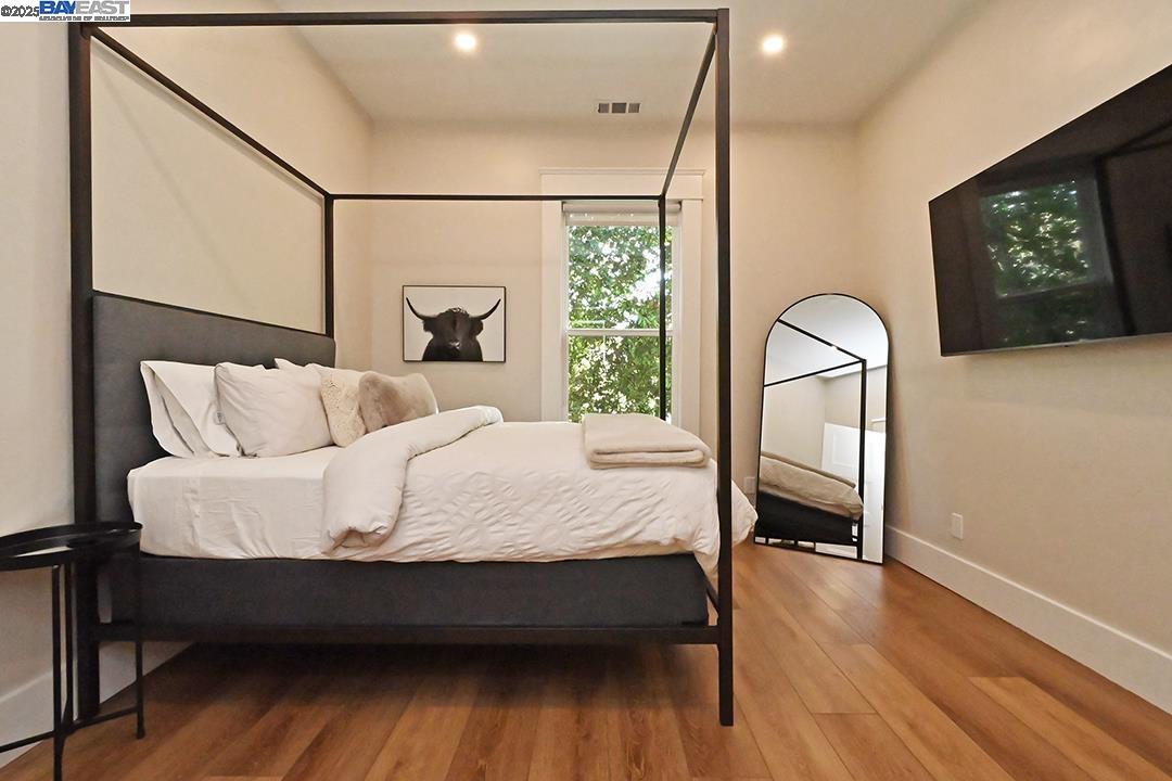 Detail Gallery Image 29 of 56 For 9635 Dublin Canyon Rd, Castro Valley,  CA 94552 - 3 Beds | 2 Baths