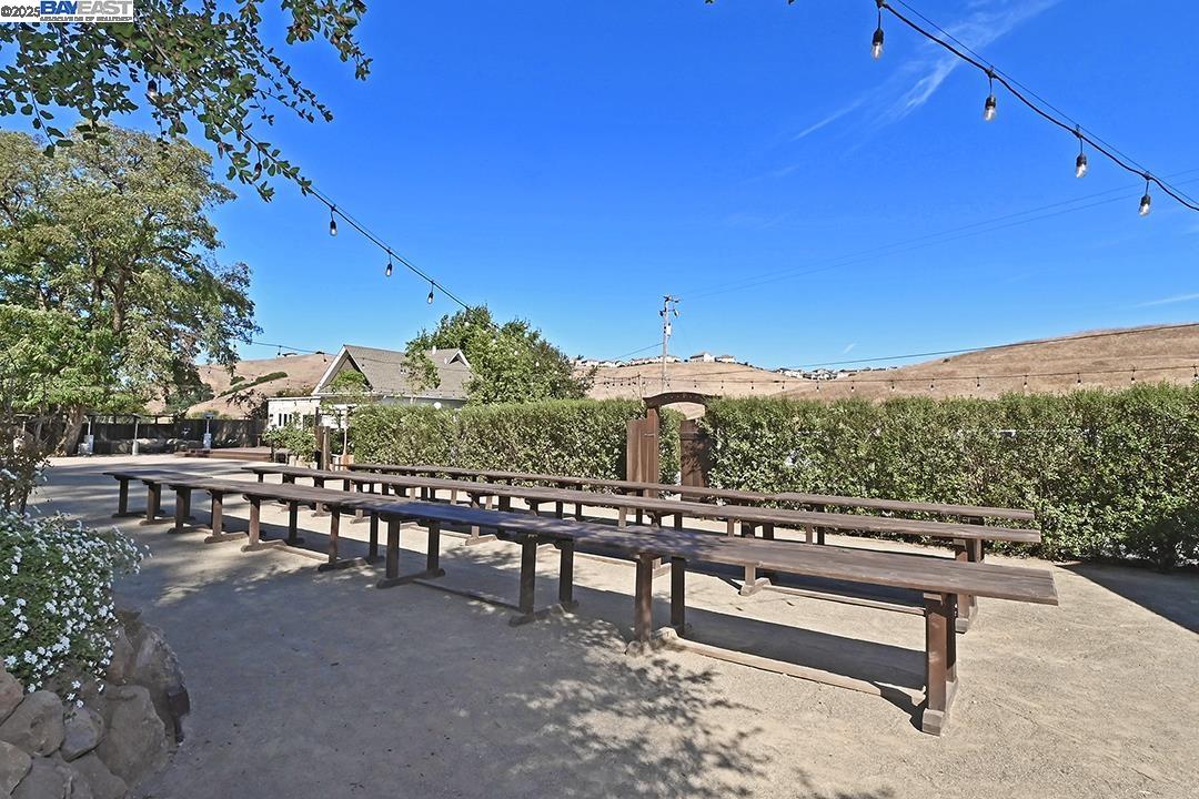 Detail Gallery Image 39 of 56 For 9635 Dublin Canyon Rd, Castro Valley,  CA 94552 - 3 Beds | 2 Baths