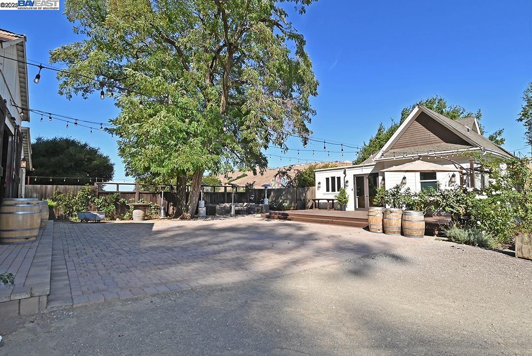 Detail Gallery Image 40 of 56 For 9635 Dublin Canyon Rd, Castro Valley,  CA 94552 - 3 Beds | 2 Baths