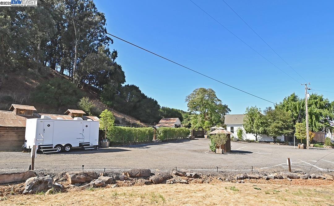 Detail Gallery Image 45 of 56 For 9635 Dublin Canyon Rd, Castro Valley,  CA 94552 - 3 Beds | 2 Baths