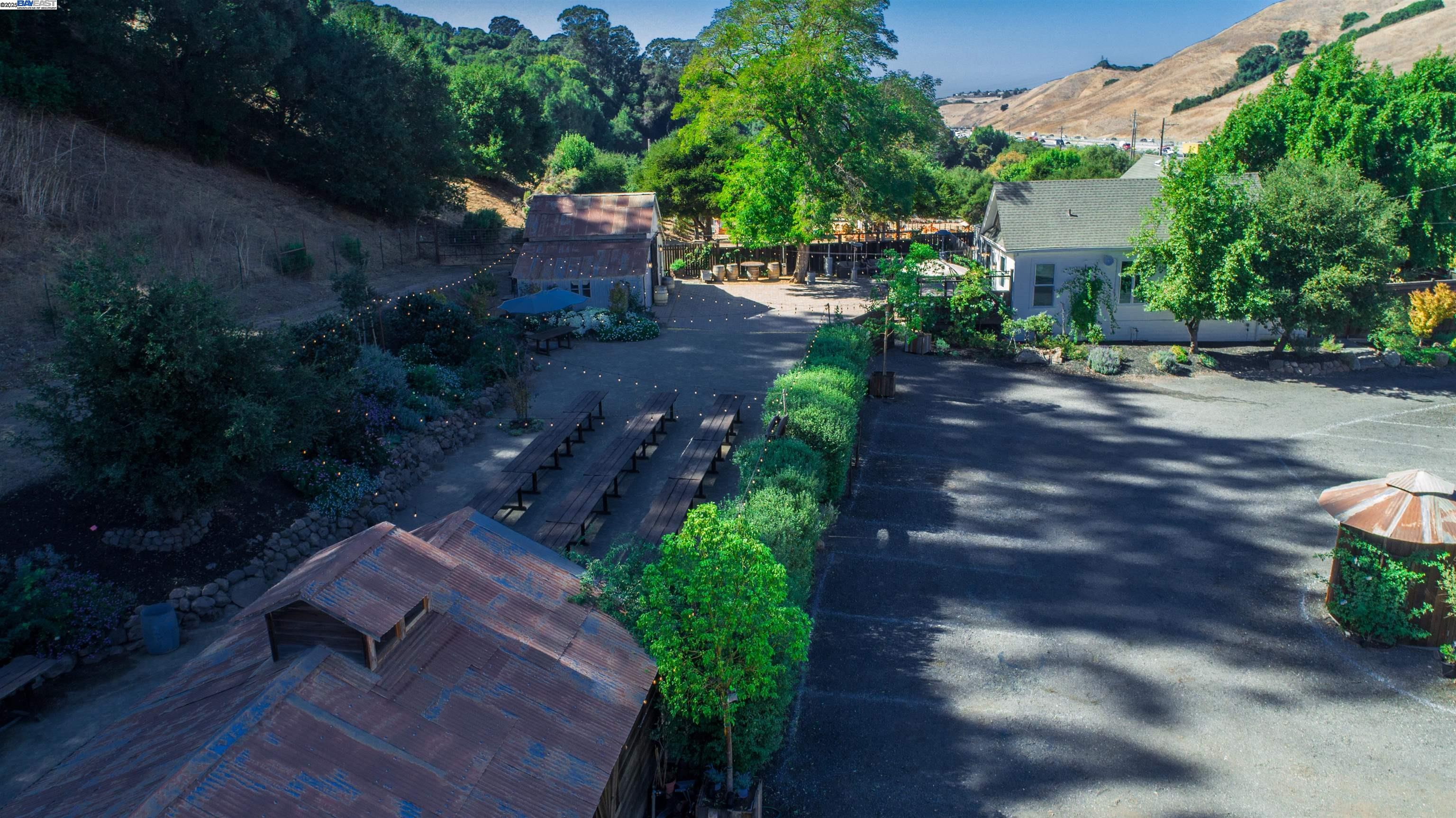 Detail Gallery Image 52 of 56 For 9635 Dublin Canyon Rd, Castro Valley,  CA 94552 - 3 Beds | 2 Baths