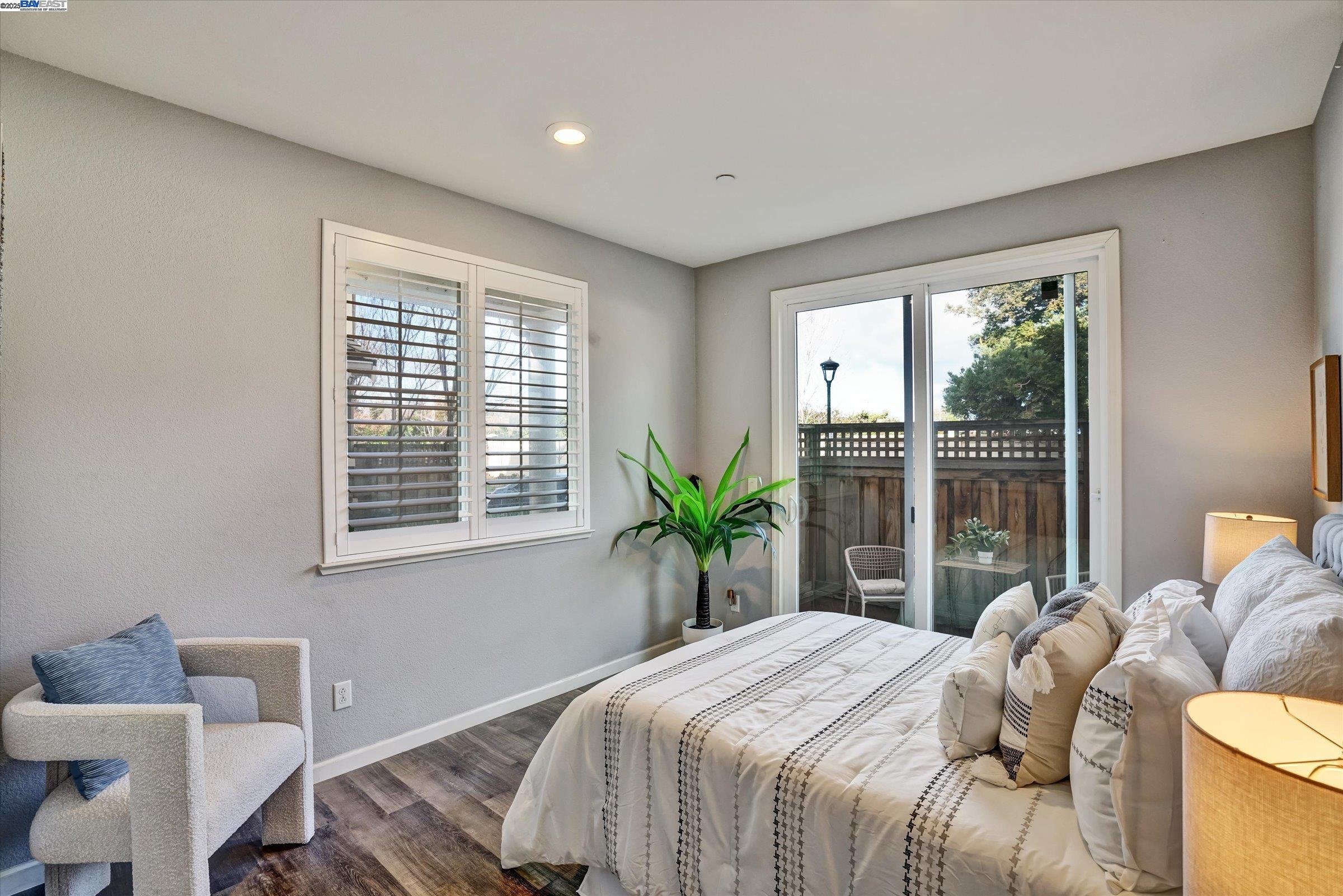 Detail Gallery Image 15 of 49 For 3315 Rosenblatt, Hayward,  CA 94544 - 4 Beds | 2/1 Baths