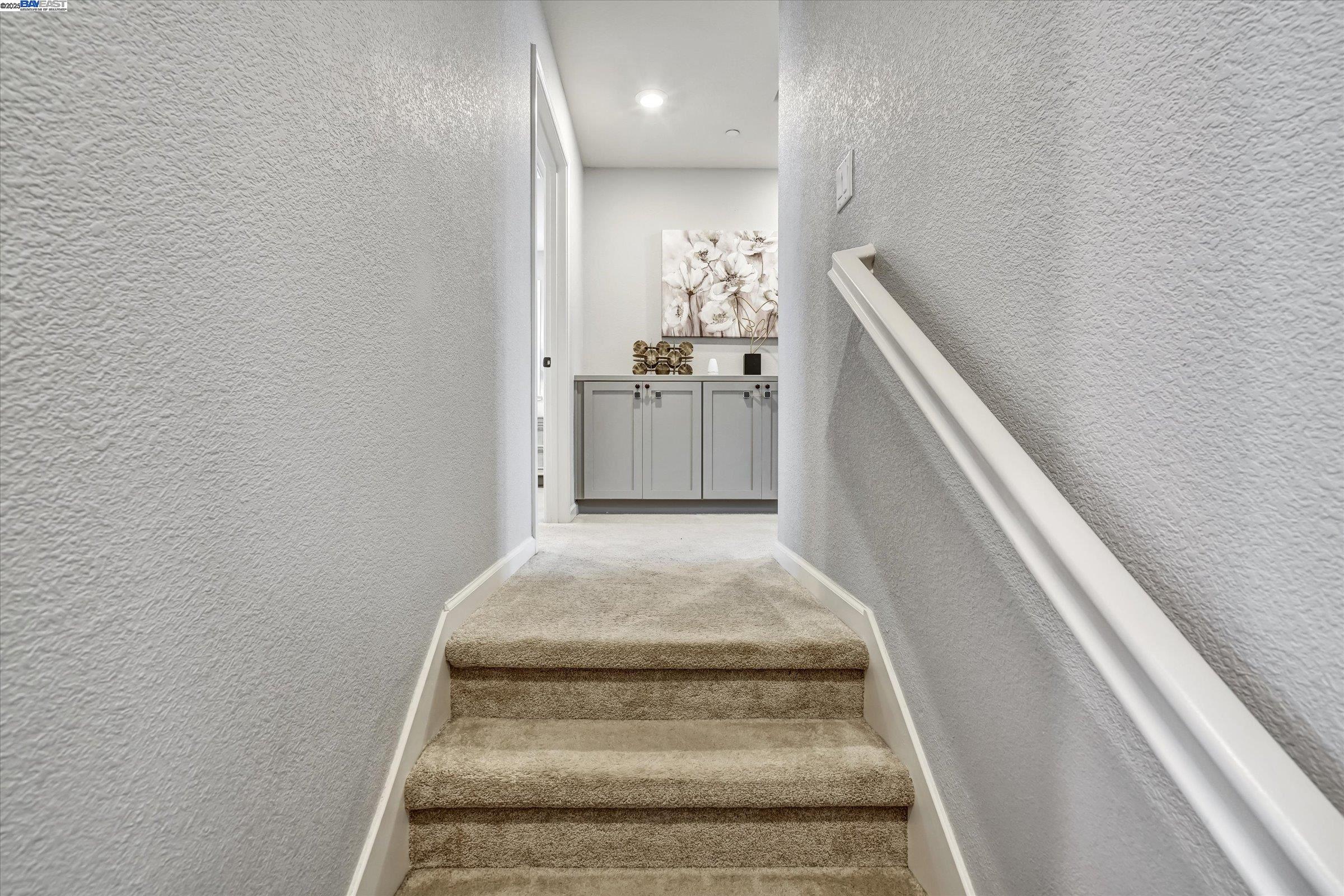 Detail Gallery Image 16 of 49 For 3315 Rosenblatt, Hayward,  CA 94544 - 4 Beds | 2/1 Baths