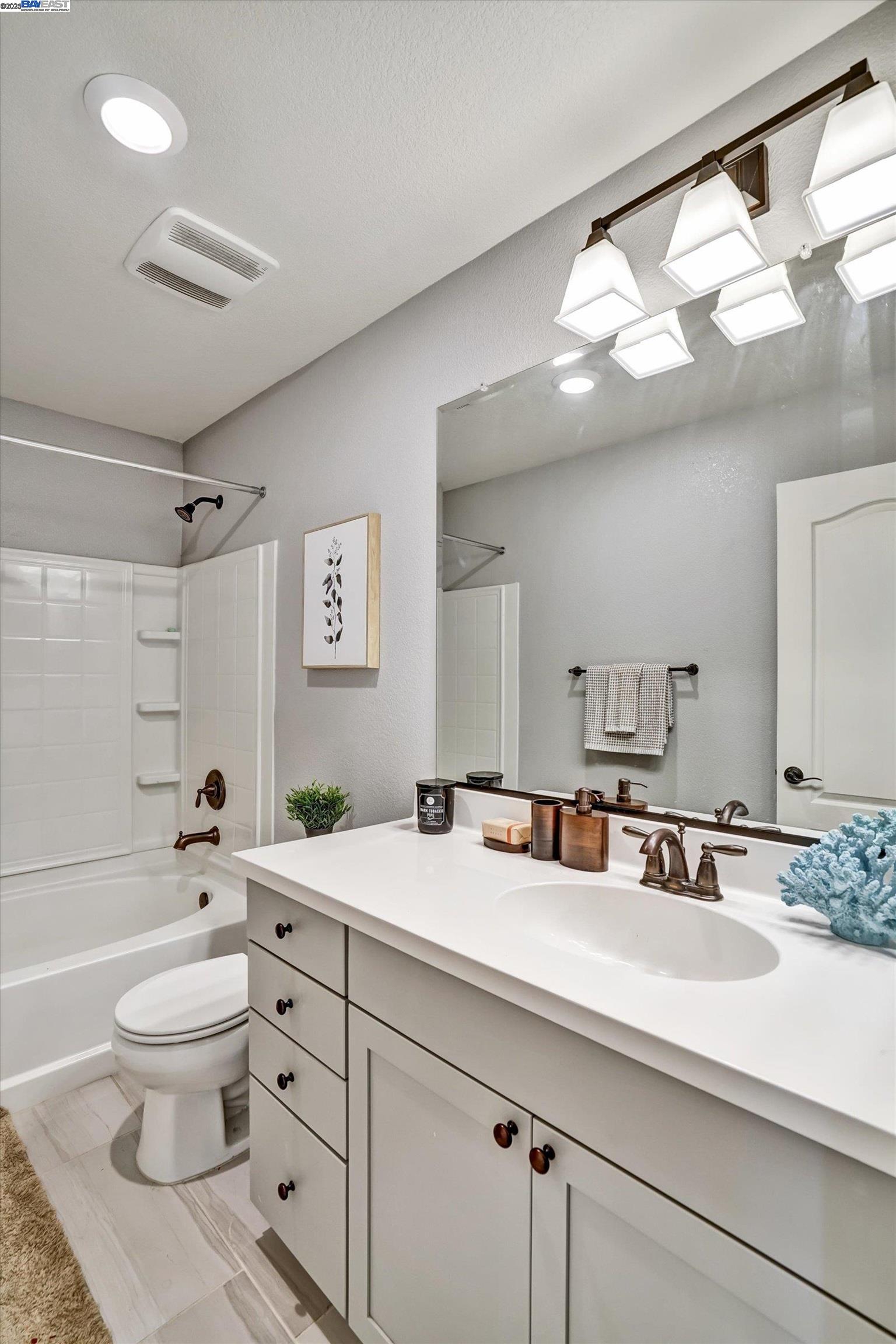 Detail Gallery Image 39 of 49 For 3315 Rosenblatt, Hayward,  CA 94544 - 4 Beds | 2/1 Baths