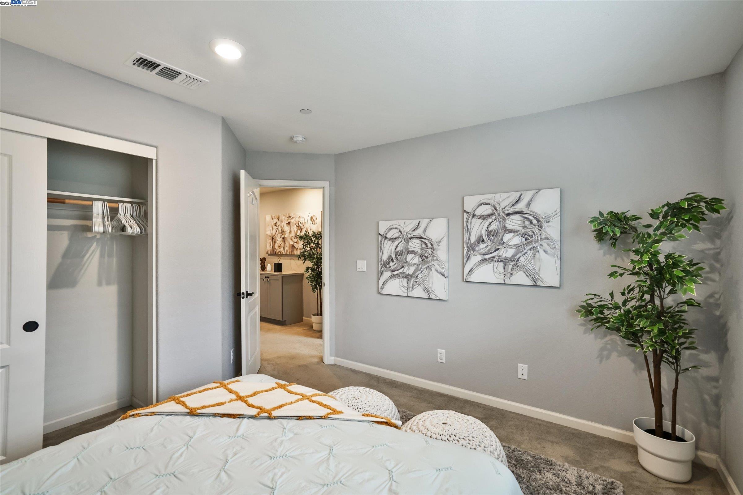 Detail Gallery Image 42 of 49 For 3315 Rosenblatt, Hayward,  CA 94544 - 4 Beds | 2/1 Baths
