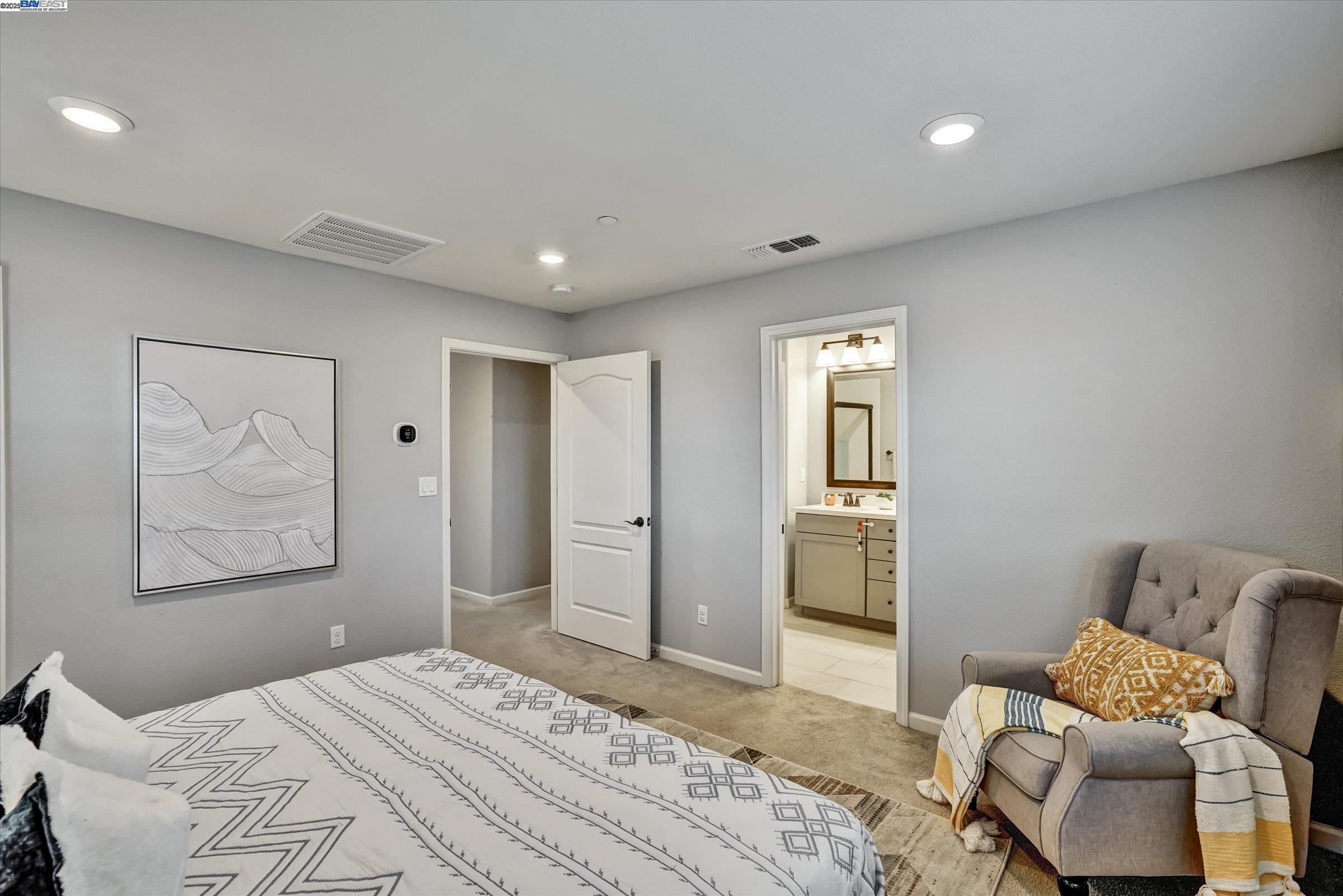 Detail Gallery Image 46 of 49 For 3315 Rosenblatt, Hayward,  CA 94544 - 4 Beds | 2/1 Baths