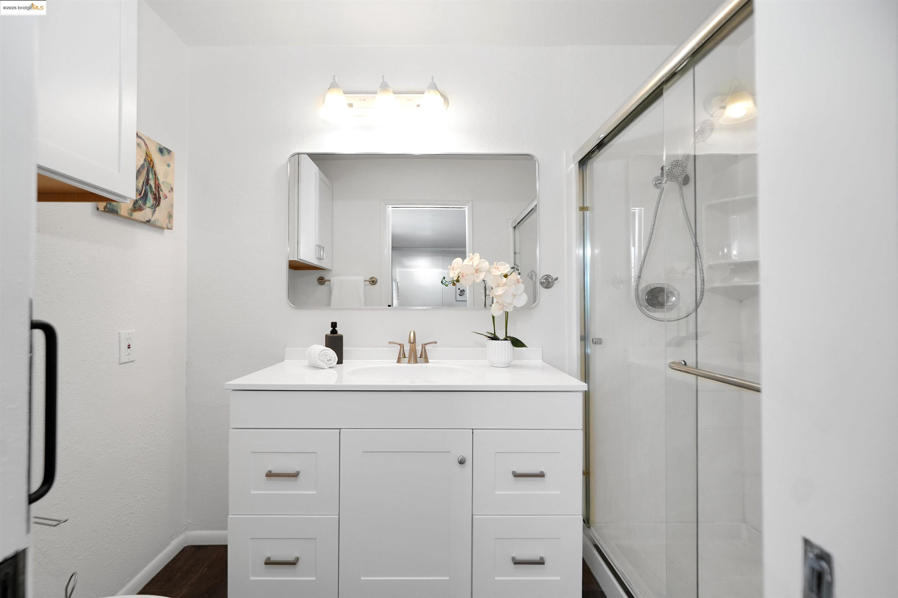 Detail Gallery Image 22 of 43 For 25322 Ironwood Ct, Hayward,  CA 94545 - 3 Beds | 2/1 Baths