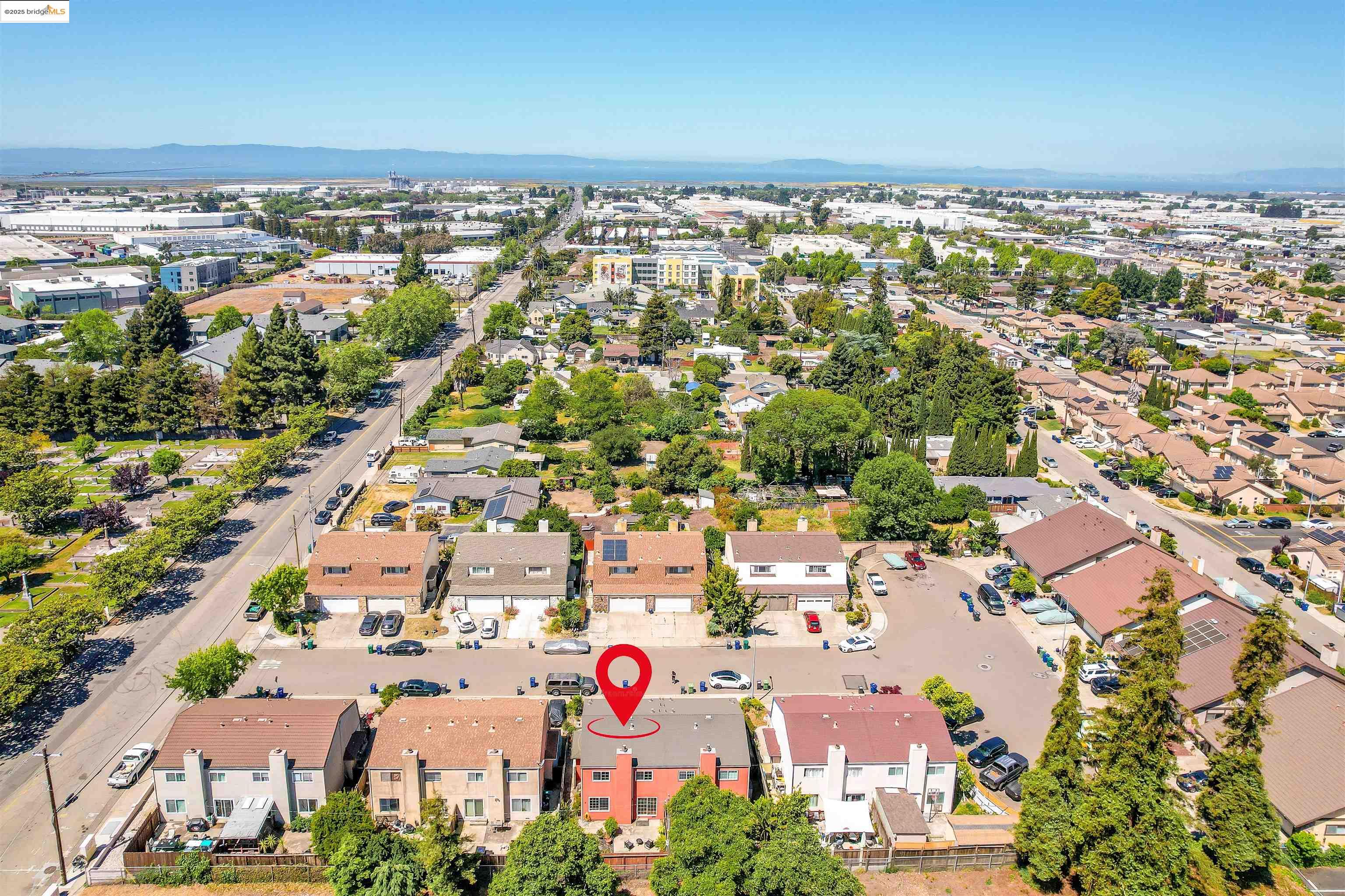 Detail Gallery Image 32 of 43 For 25322 Ironwood Ct, Hayward,  CA 94545 - 3 Beds | 2/1 Baths