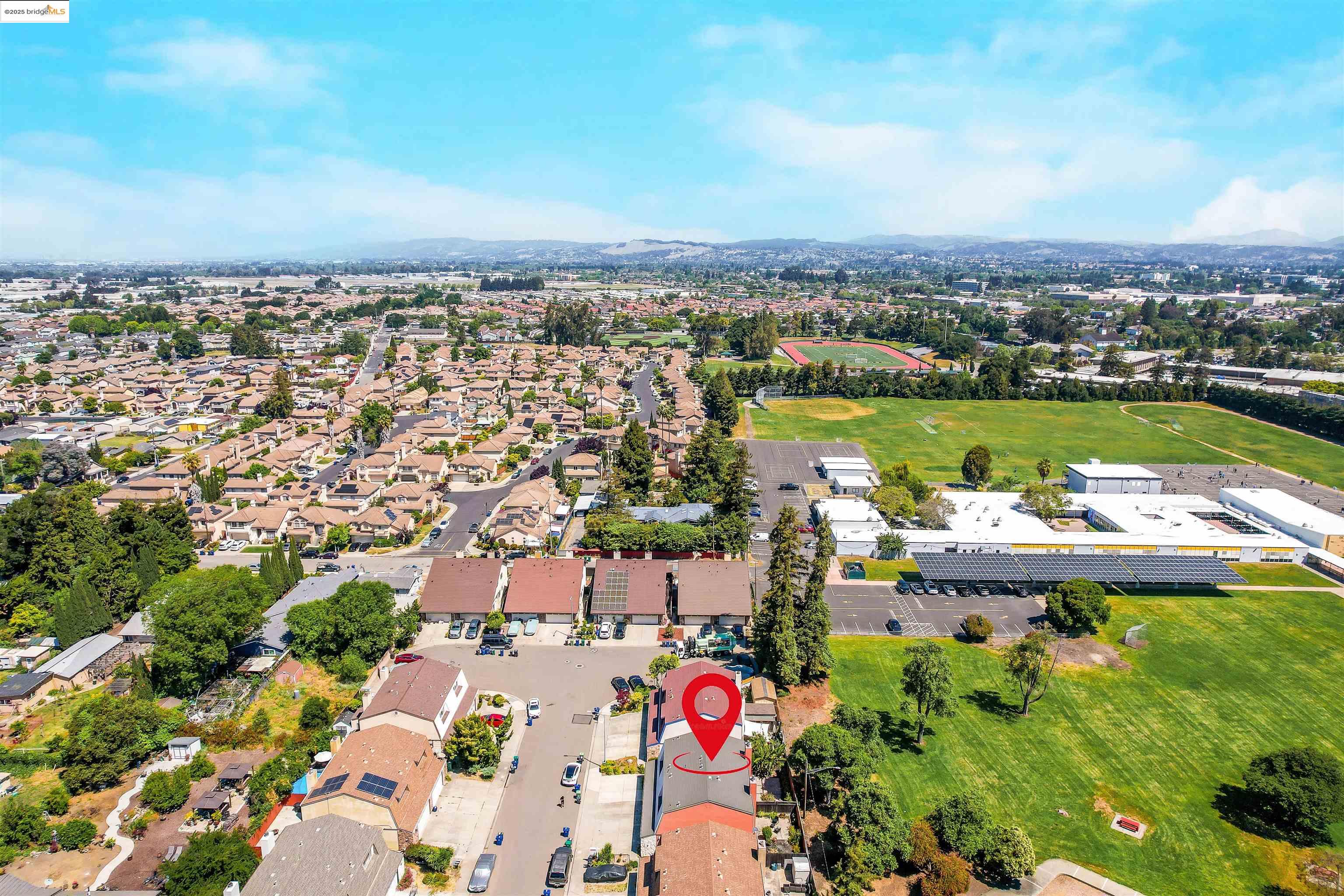 Detail Gallery Image 34 of 43 For 25322 Ironwood Ct, Hayward,  CA 94545 - 3 Beds | 2/1 Baths