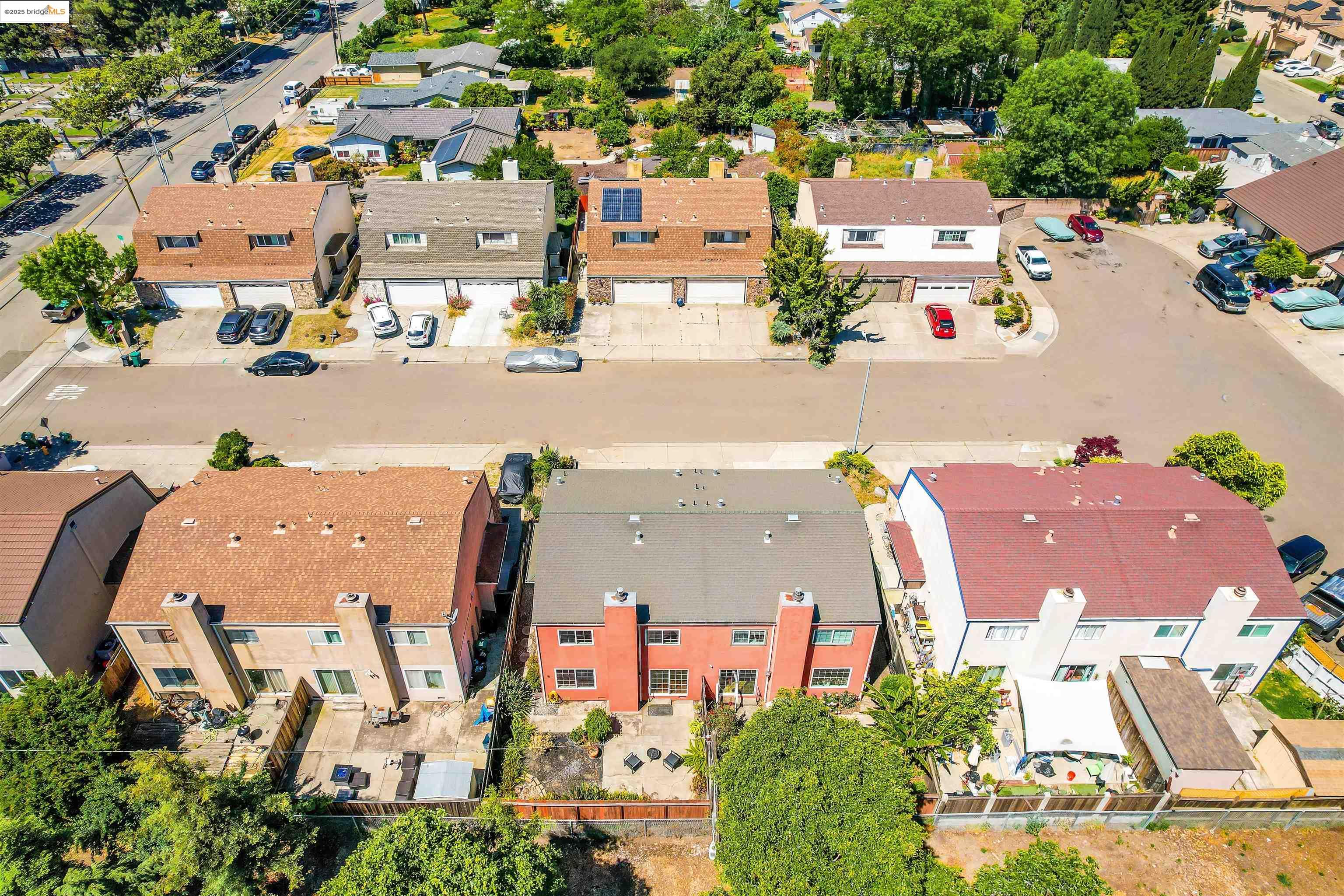Detail Gallery Image 35 of 43 For 25322 Ironwood Ct, Hayward,  CA 94545 - 3 Beds | 2/1 Baths