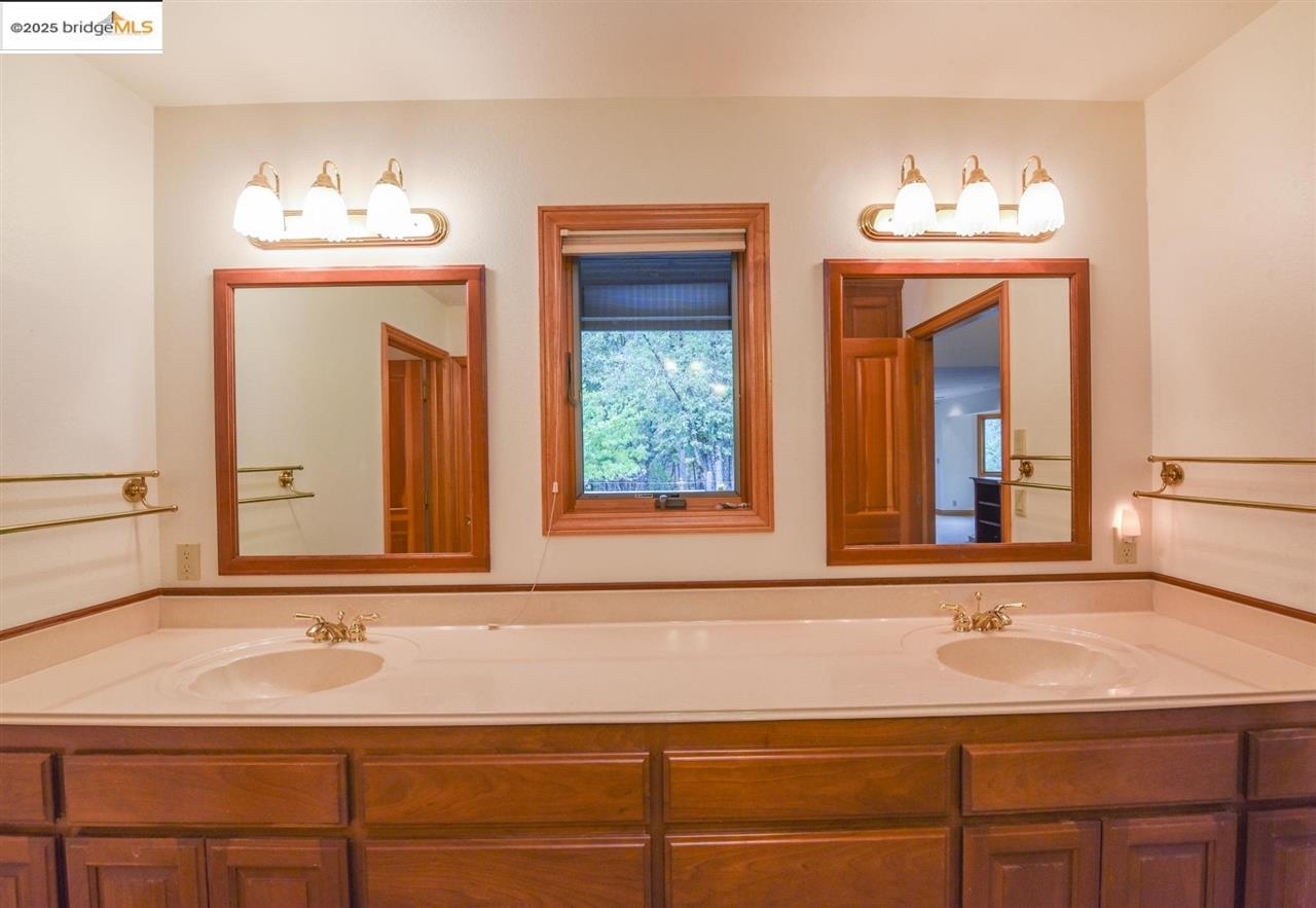 Detail Gallery Image 27 of 60 For 23601 Rusty Spur Road, Sonora,  CA 95370 - 3 Beds | 3 Baths