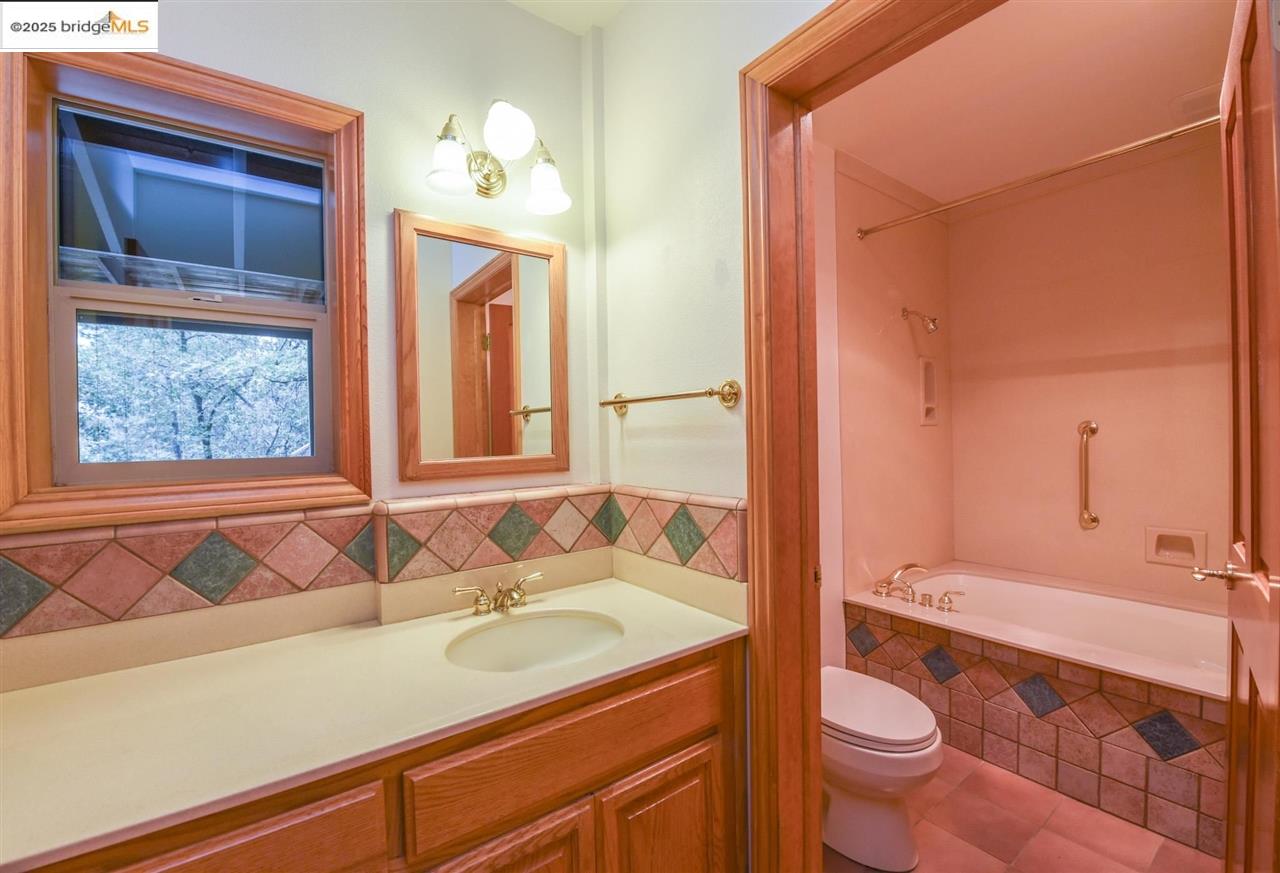 Detail Gallery Image 44 of 60 For 23601 Rusty Spur Road, Sonora,  CA 95370 - 3 Beds | 3 Baths