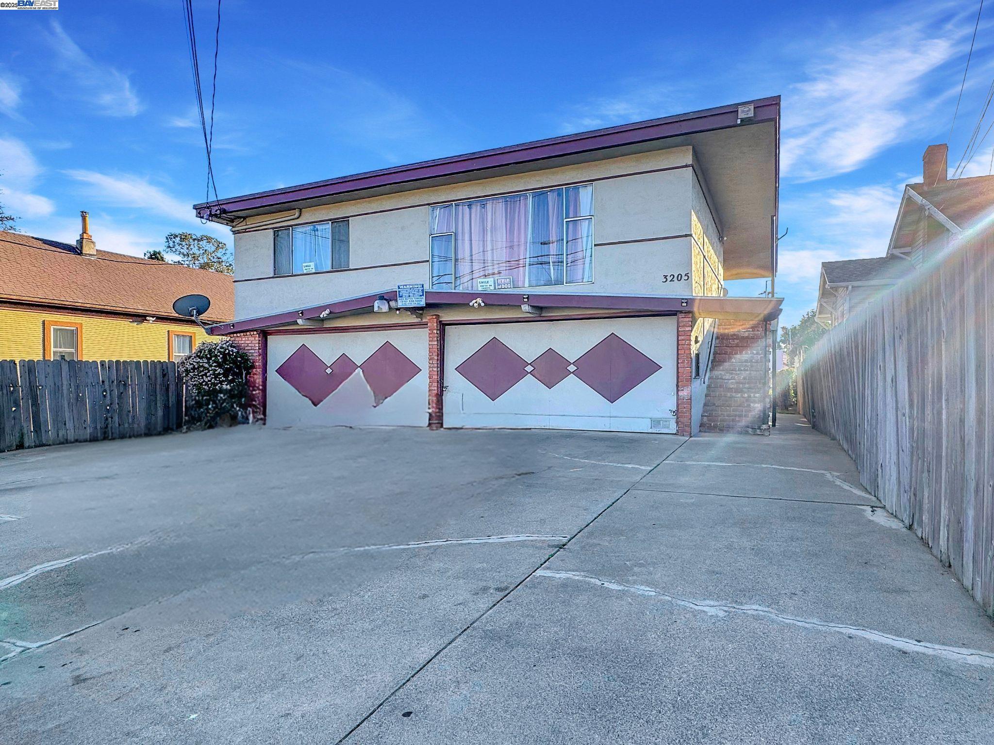 Detail Gallery Image 2 of 28 For 3205 Brookdale Ave, Oakland,  CA 94602 - – Beds | – Baths