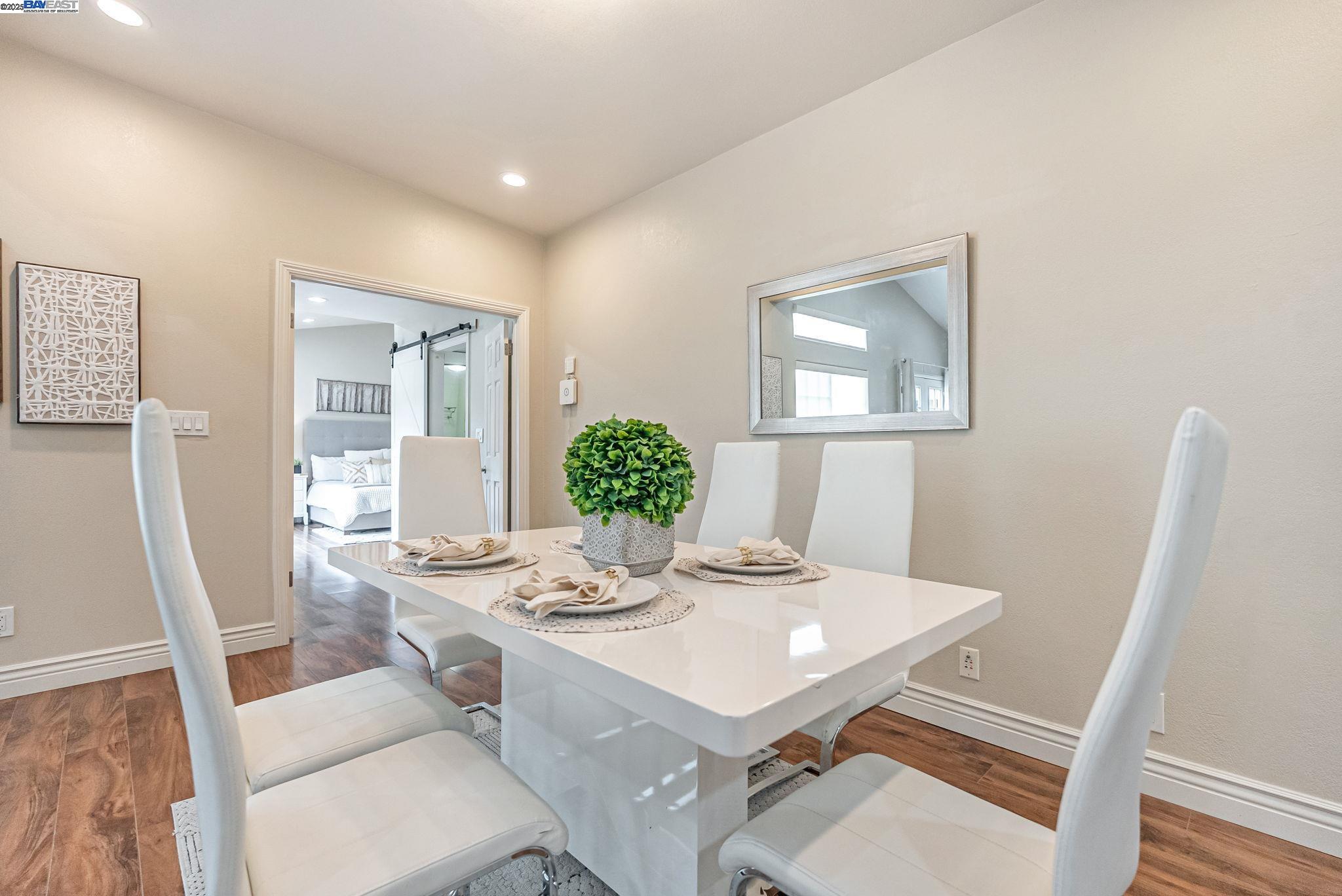 Detail Gallery Image 11 of 44 For 3757 Savannah Rd, Fremont,  CA 94538 - 4 Beds | 3 Baths
