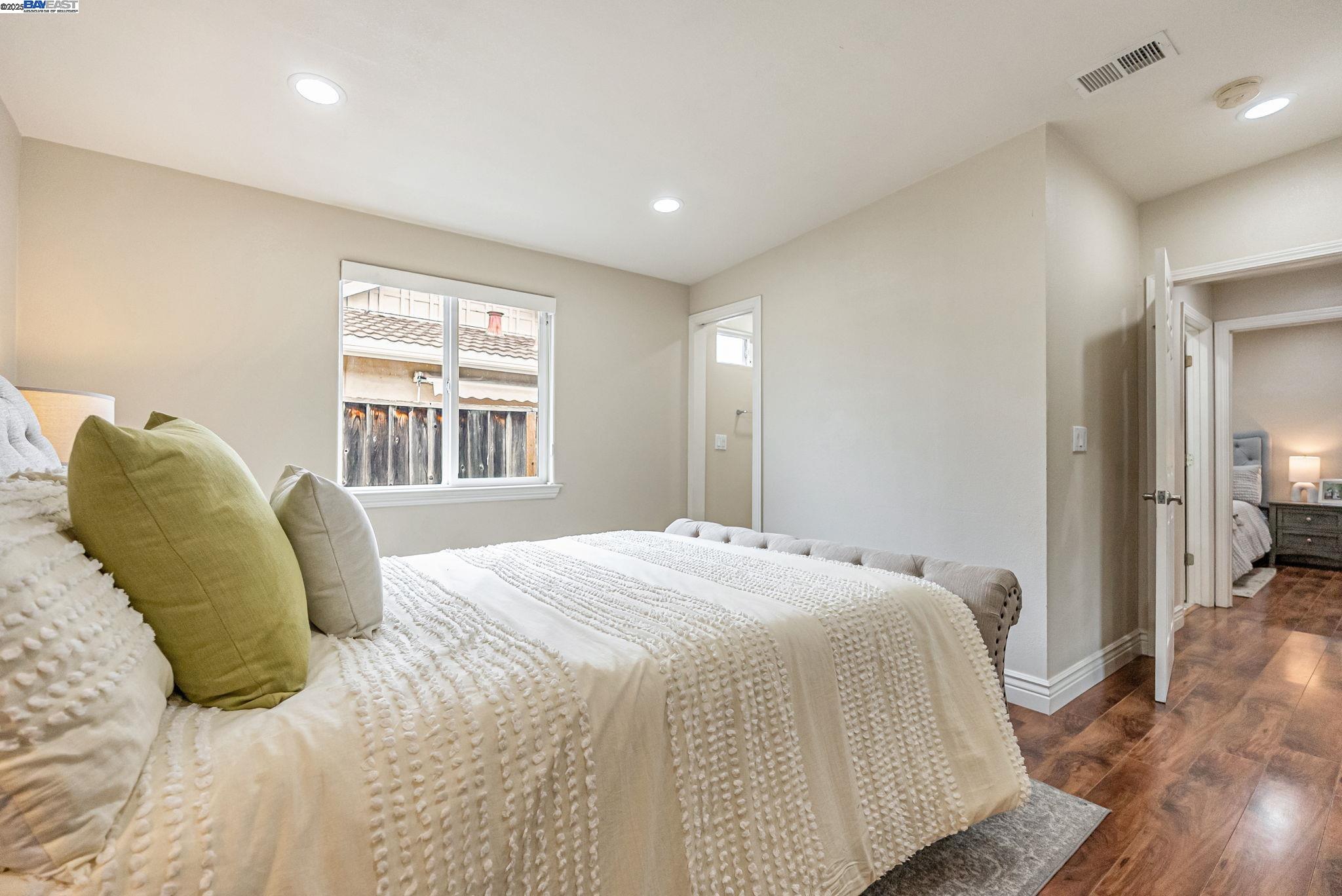 Detail Gallery Image 15 of 44 For 3757 Savannah Rd, Fremont,  CA 94538 - 4 Beds | 3 Baths