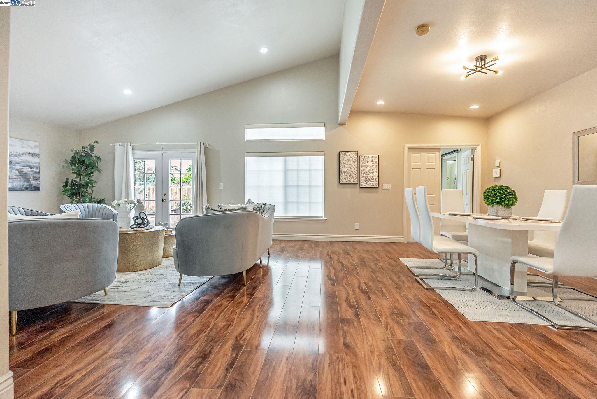 Detail Gallery Image 4 of 44 For 3757 Savannah Rd, Fremont,  CA 94538 - 4 Beds | 3 Baths