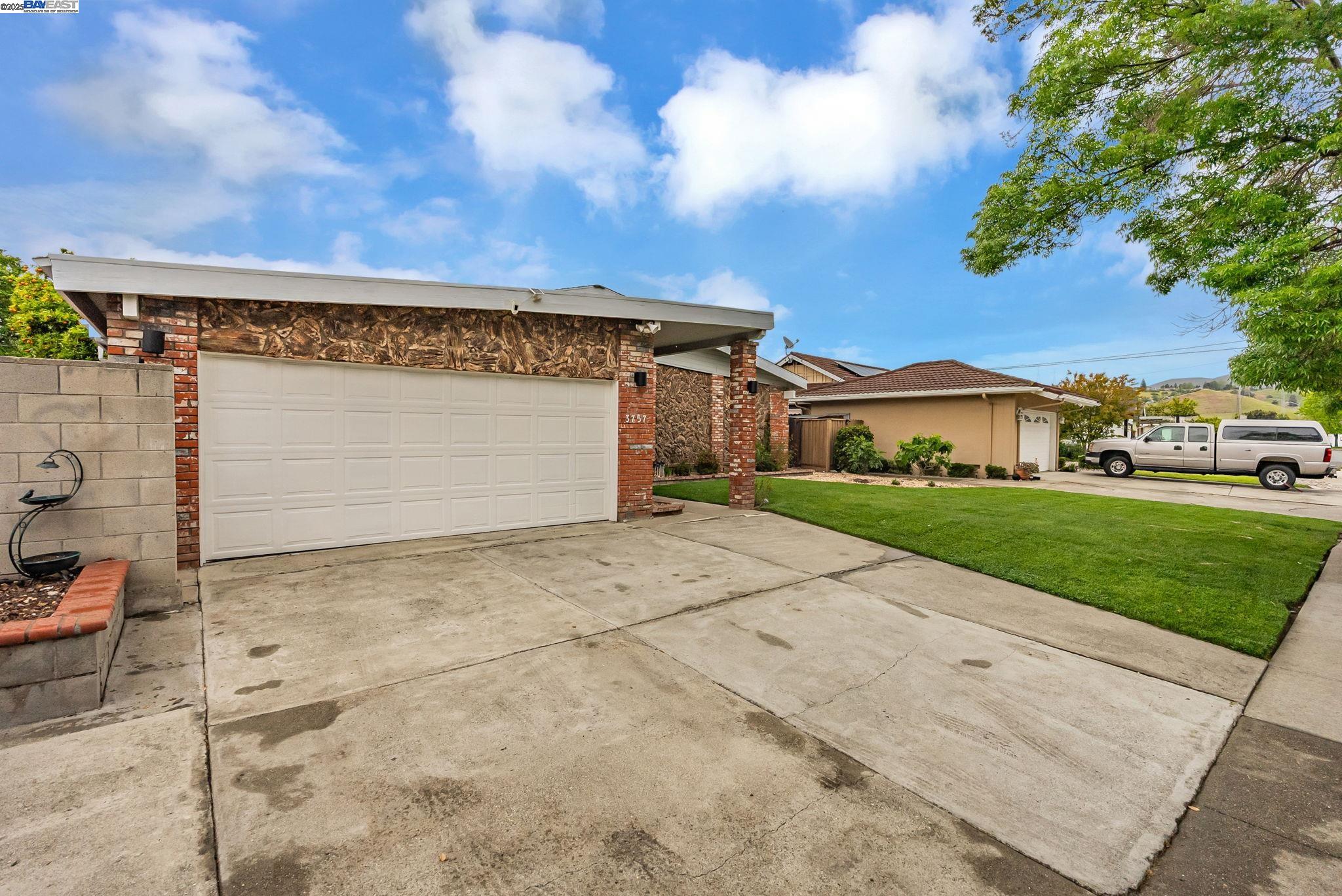 Detail Gallery Image 42 of 44 For 3757 Savannah Rd, Fremont,  CA 94538 - 4 Beds | 3 Baths