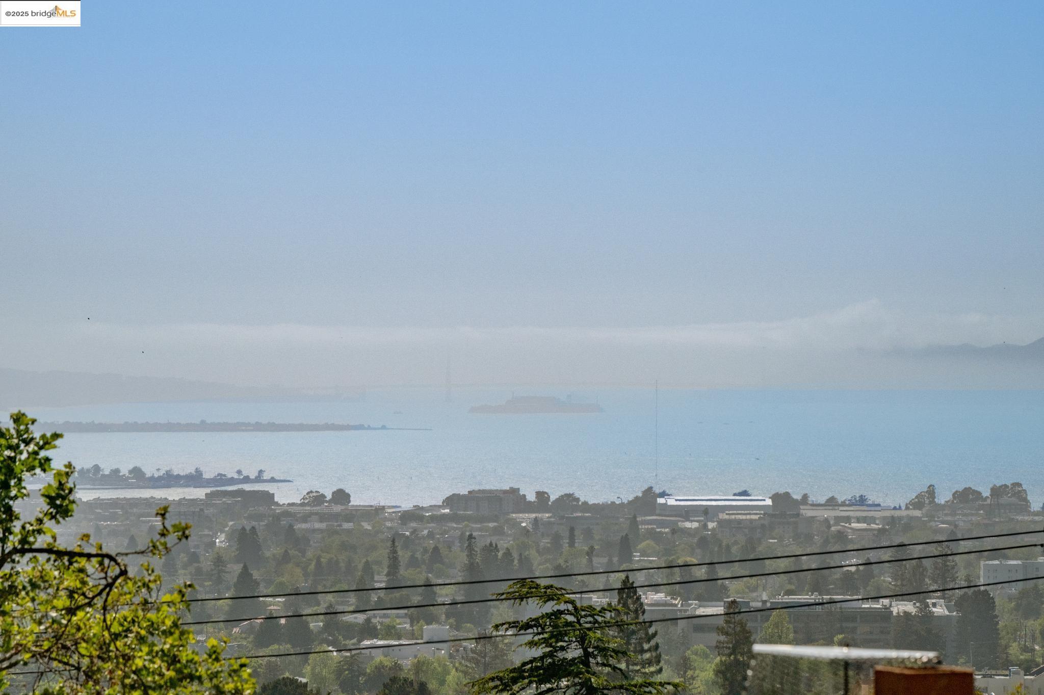 Detail Gallery Image 59 of 60 For 95 Alvarado Rd, Berkeley,  CA 94705 - 2 Beds | 1/1 Baths