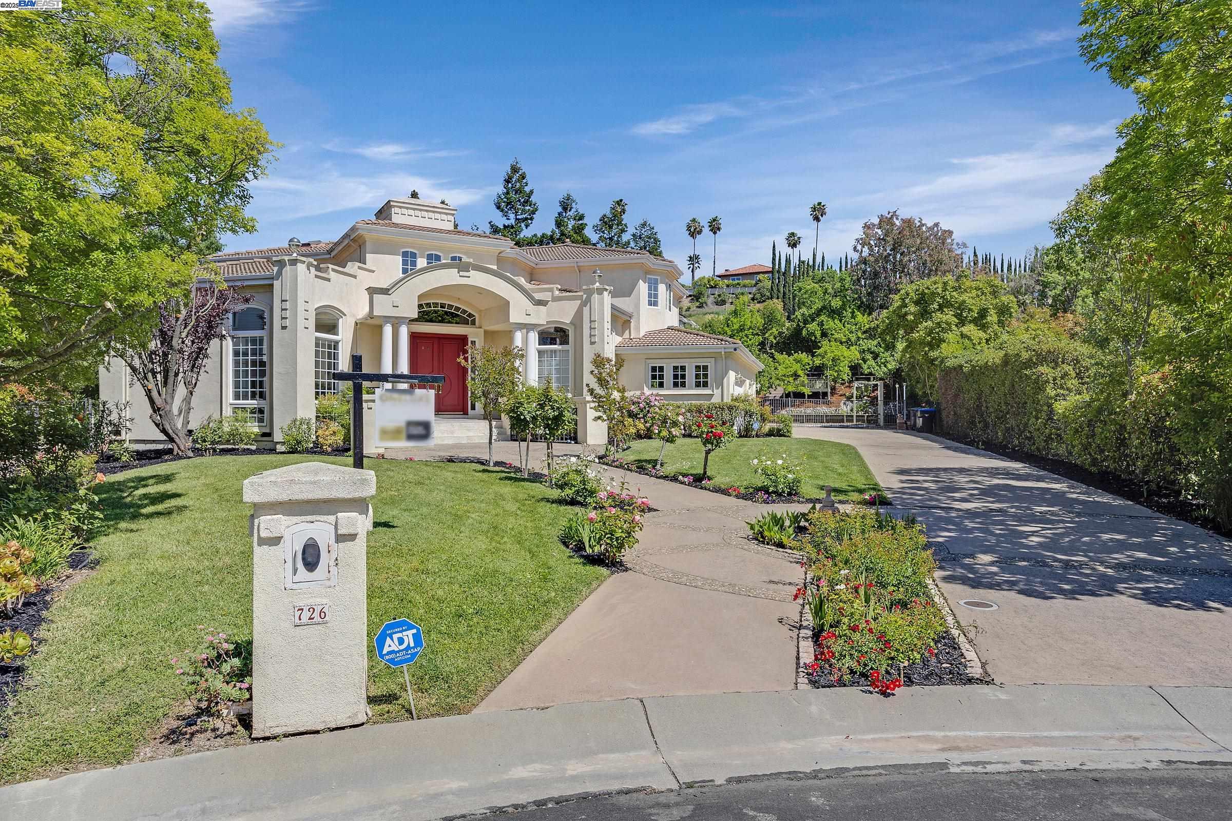 Detail Gallery Image 2 of 57 For 726 Foxbrough Place, Pleasanton,  CA 94566 - 4 Beds | 3/1 Baths