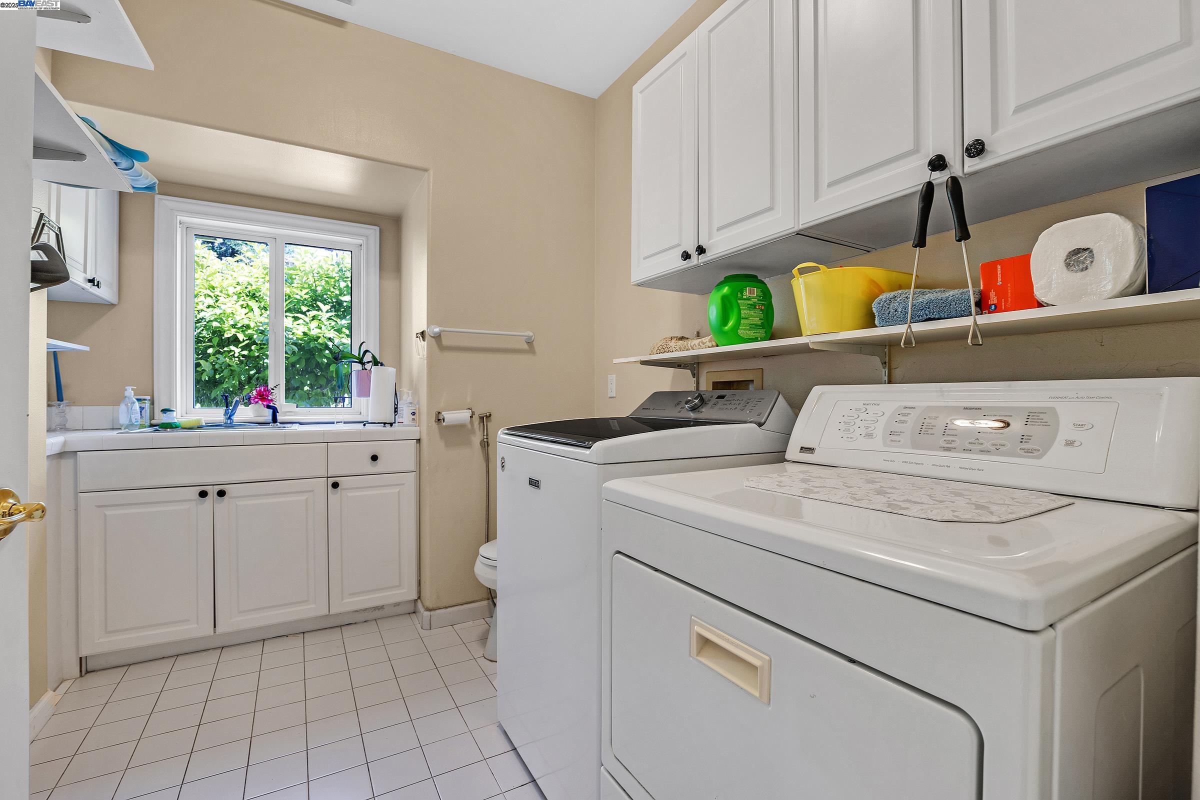 Detail Gallery Image 19 of 57 For 726 Foxbrough Place, Pleasanton,  CA 94566 - 4 Beds | 3/1 Baths