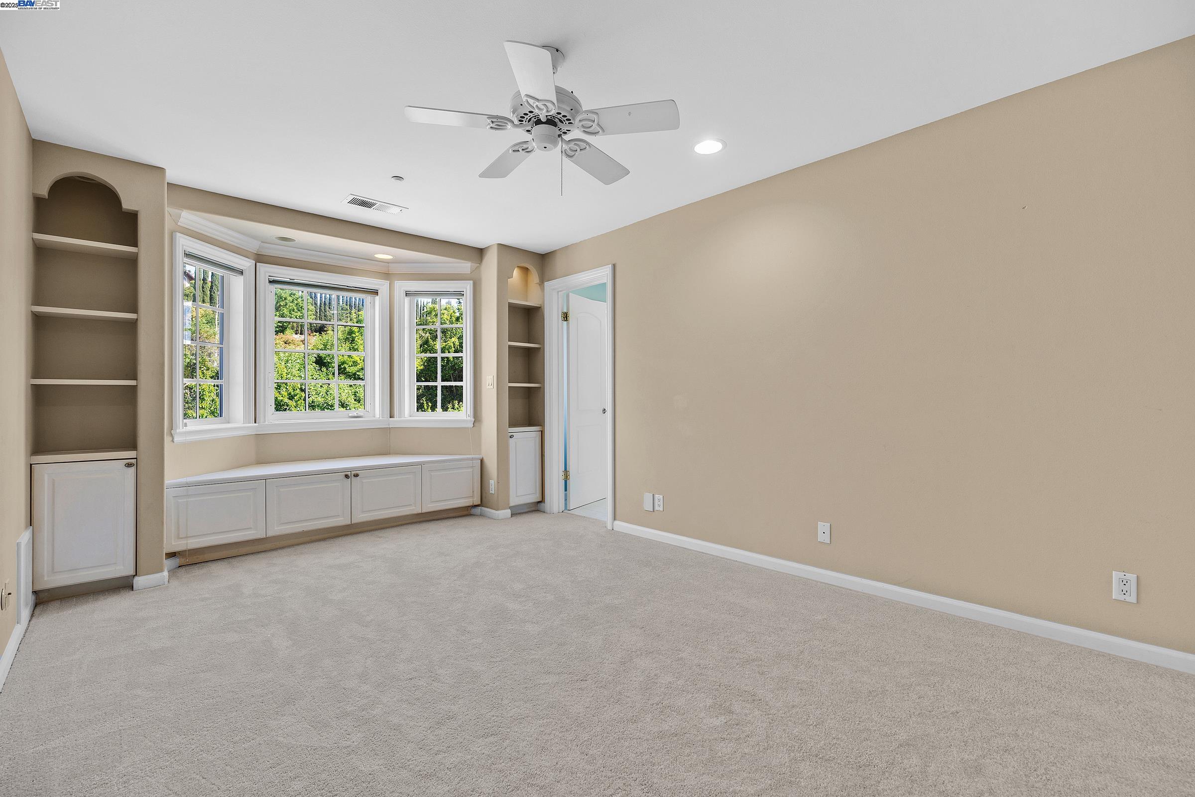 Detail Gallery Image 31 of 57 For 726 Foxbrough Place, Pleasanton,  CA 94566 - 4 Beds | 3/1 Baths