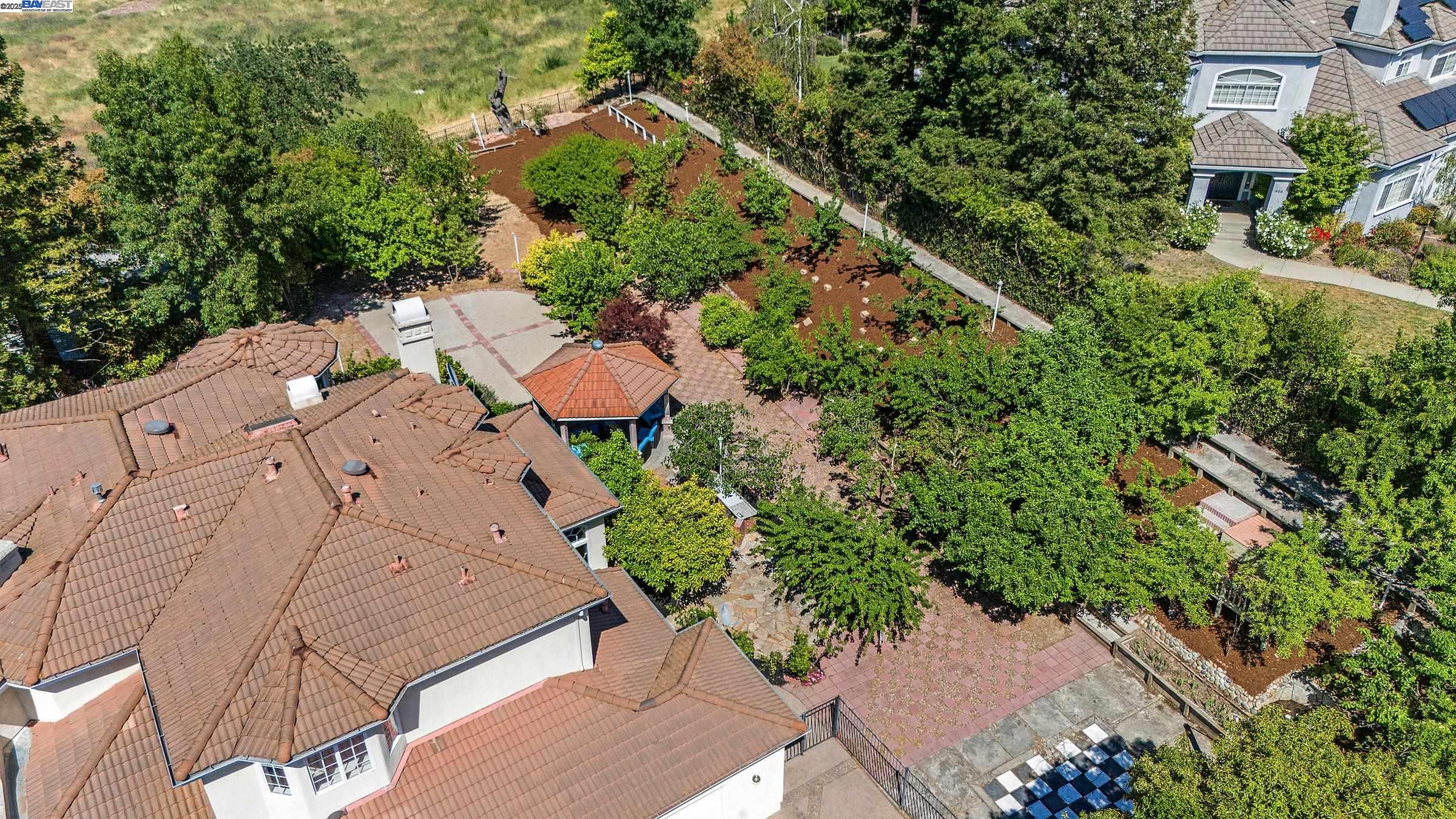 Detail Gallery Image 51 of 57 For 726 Foxbrough Place, Pleasanton,  CA 94566 - 4 Beds | 3/1 Baths