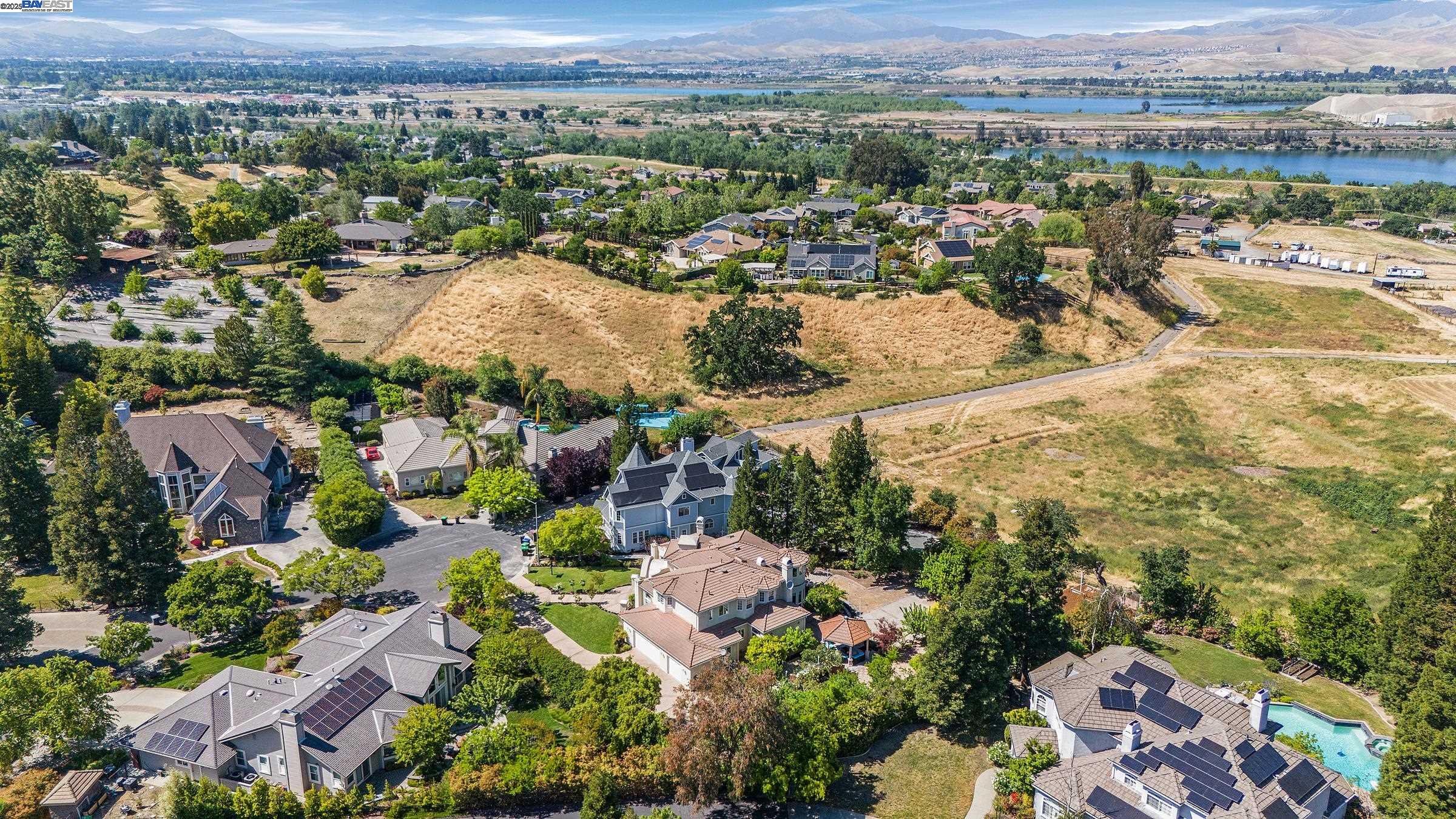 Detail Gallery Image 54 of 57 For 726 Foxbrough Place, Pleasanton,  CA 94566 - 4 Beds | 3/1 Baths