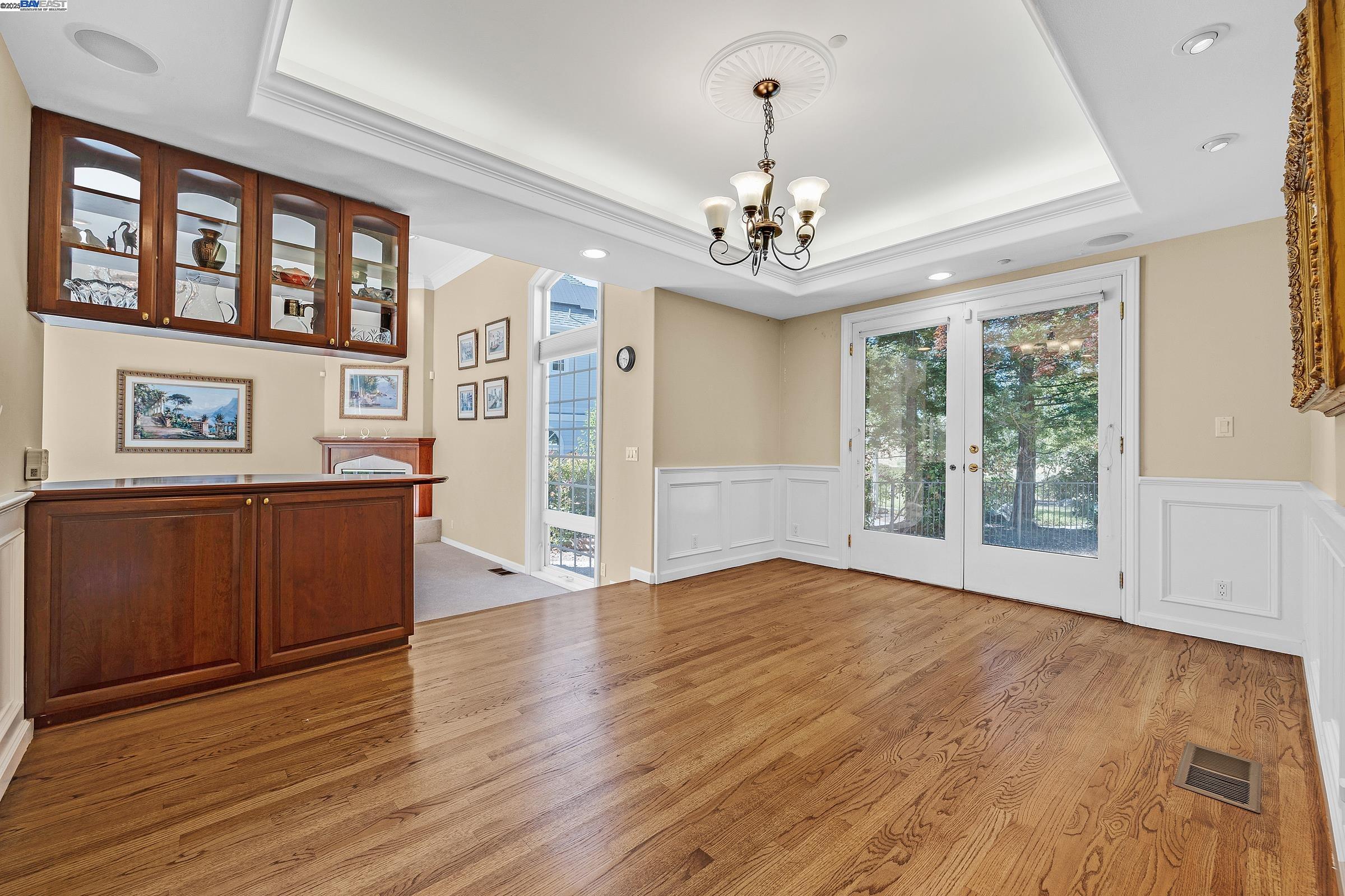 Detail Gallery Image 9 of 57 For 726 Foxbrough Place, Pleasanton,  CA 94566 - 4 Beds | 3/1 Baths