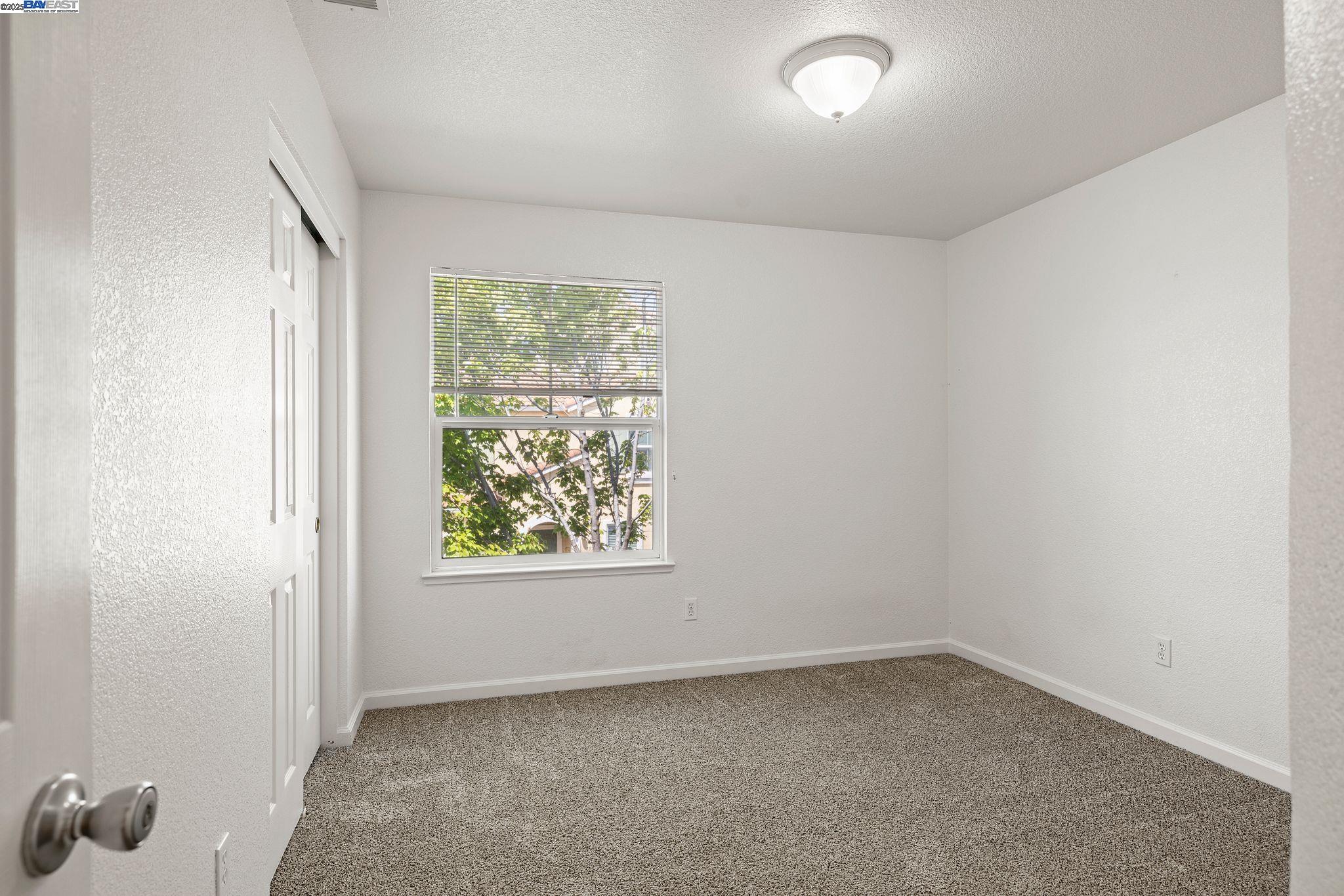 Detail Gallery Image 17 of 28 For 1522 Cat Tail Dr, Stockton,  CA 95204 - 4 Beds | 2/1 Baths