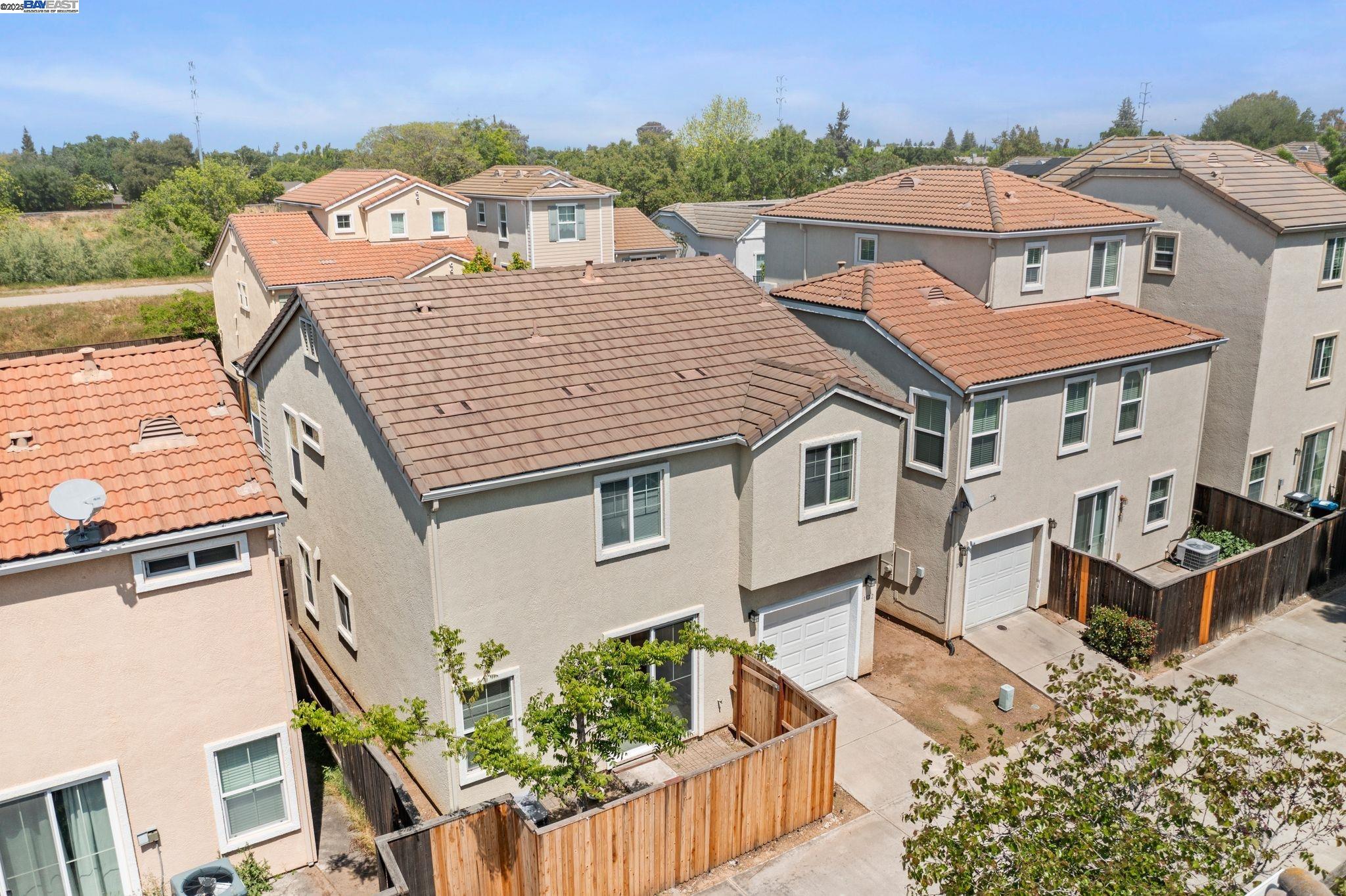 Detail Gallery Image 3 of 28 For 1522 Cat Tail Dr, Stockton,  CA 95204 - 4 Beds | 2/1 Baths