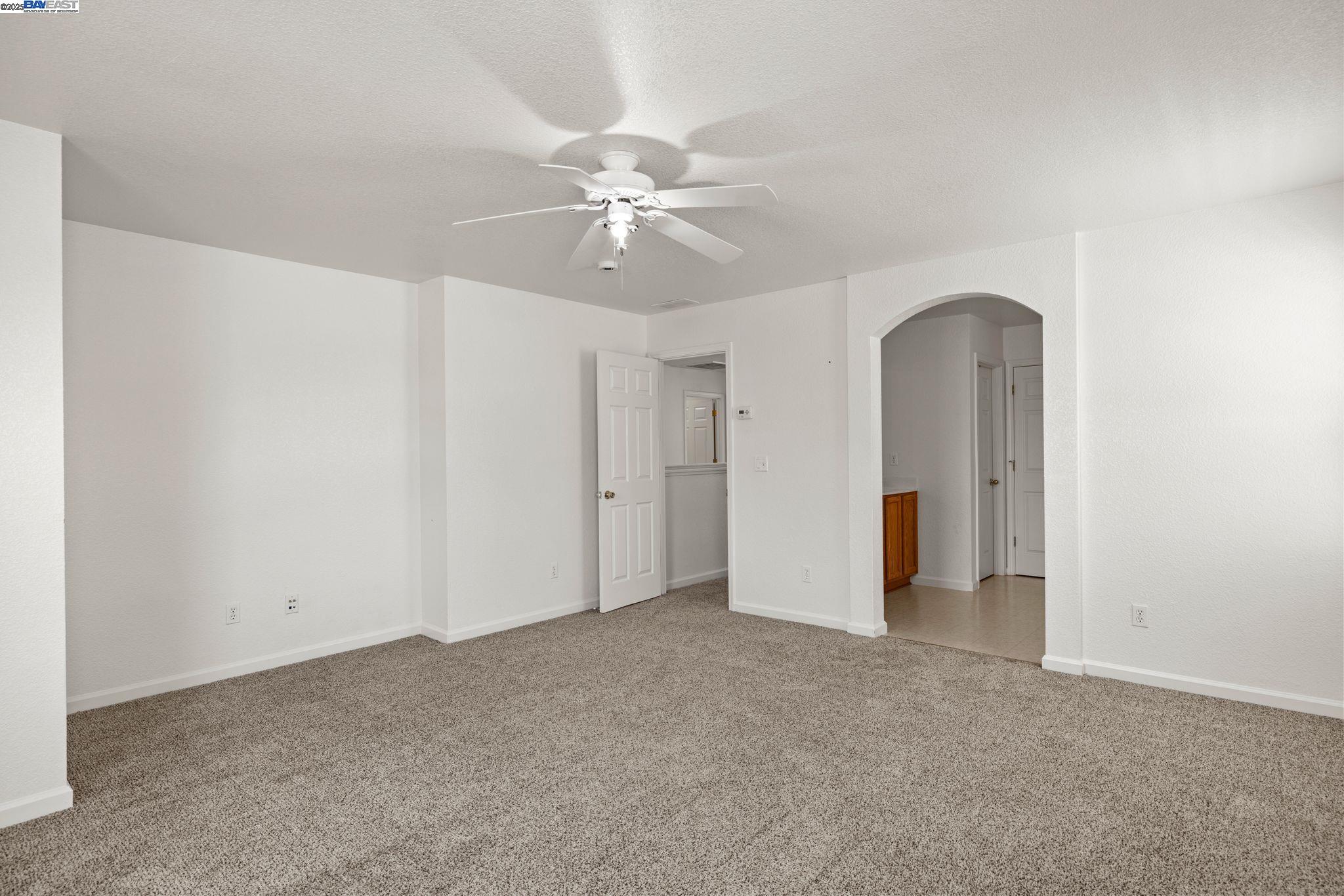 Detail Gallery Image 21 of 28 For 1522 Cat Tail Dr, Stockton,  CA 95204 - 4 Beds | 2/1 Baths