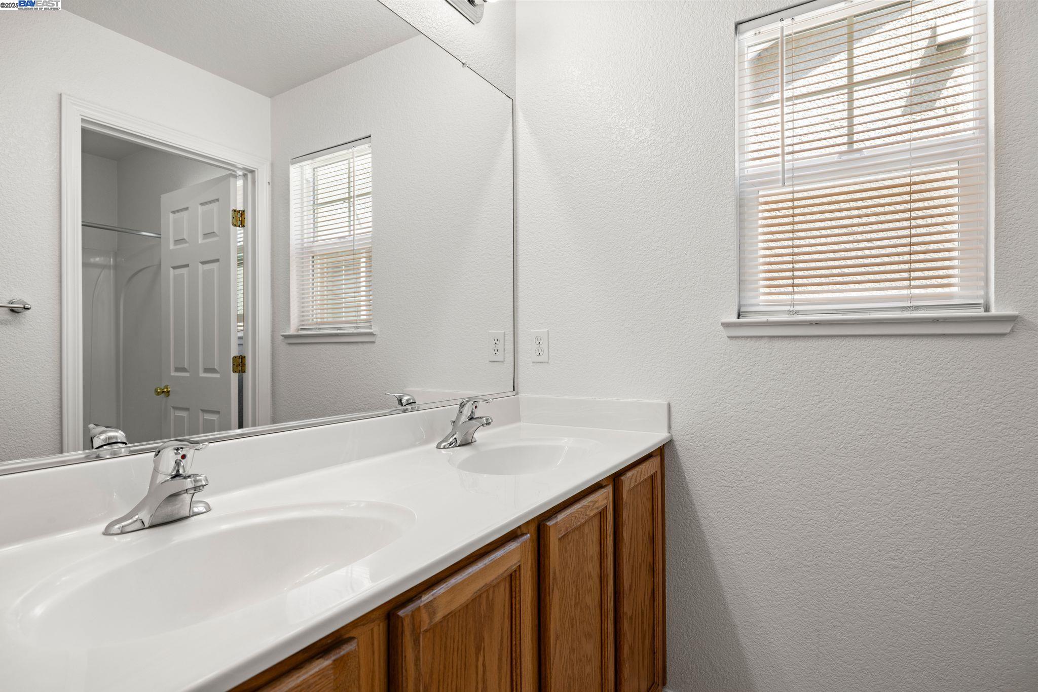 Detail Gallery Image 23 of 28 For 1522 Cat Tail Dr, Stockton,  CA 95204 - 4 Beds | 2/1 Baths